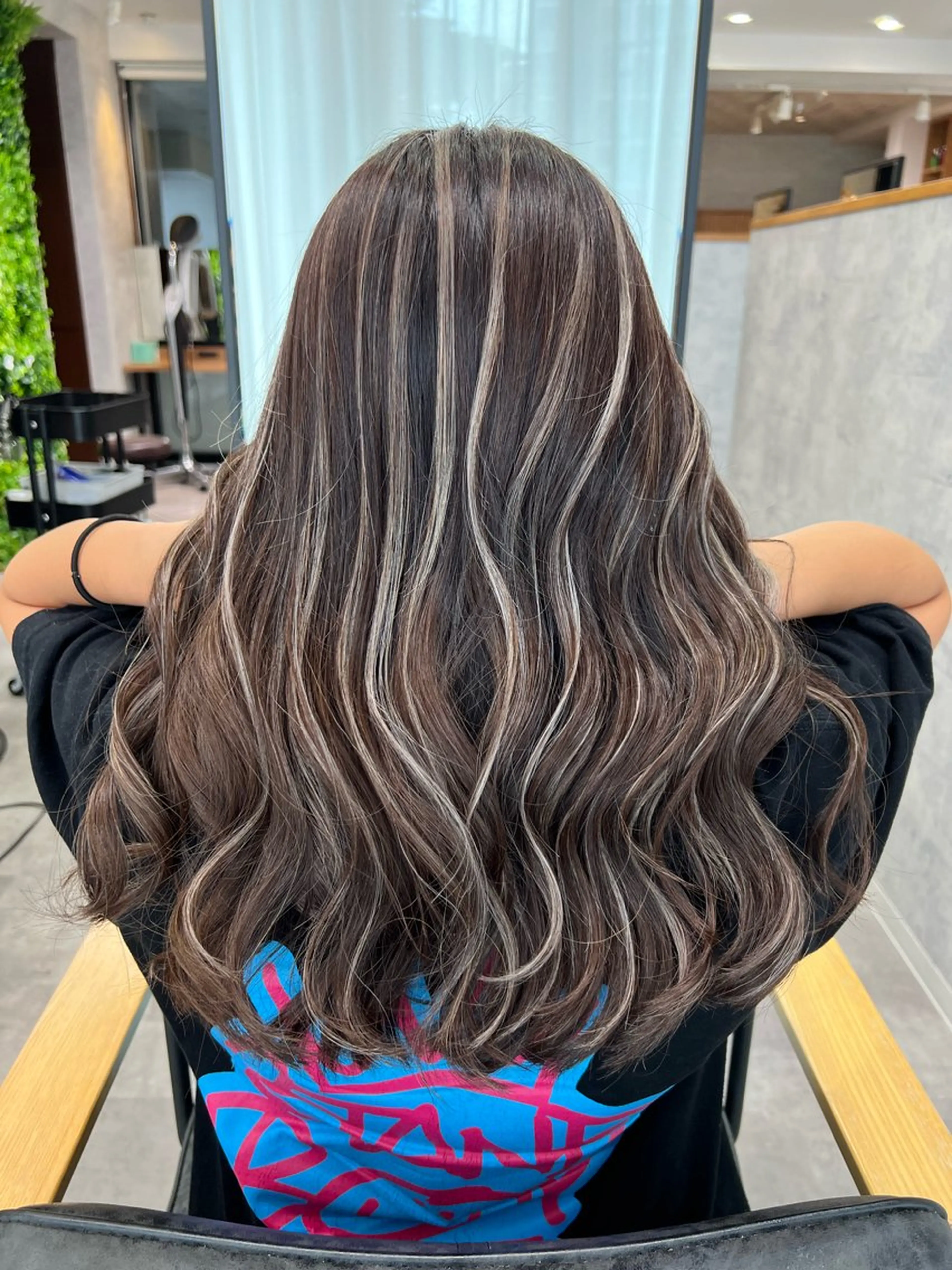 ロング カラー ヘアカラー RAF TOKYO 2nd 今泉店所属・RAF KAEDEのヘアスタイル