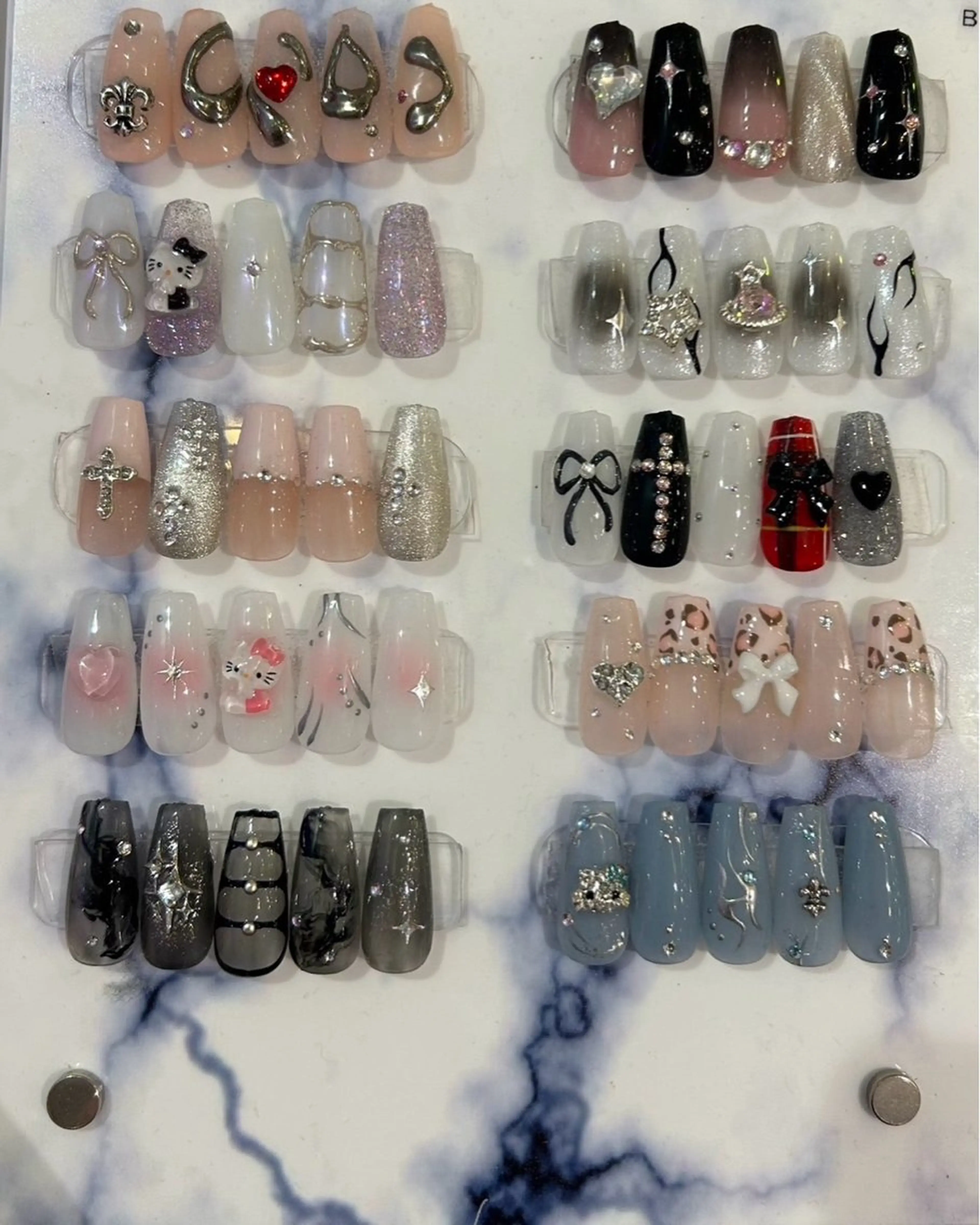 ネイル VENUS BELT AYAKAのネイルデザイン