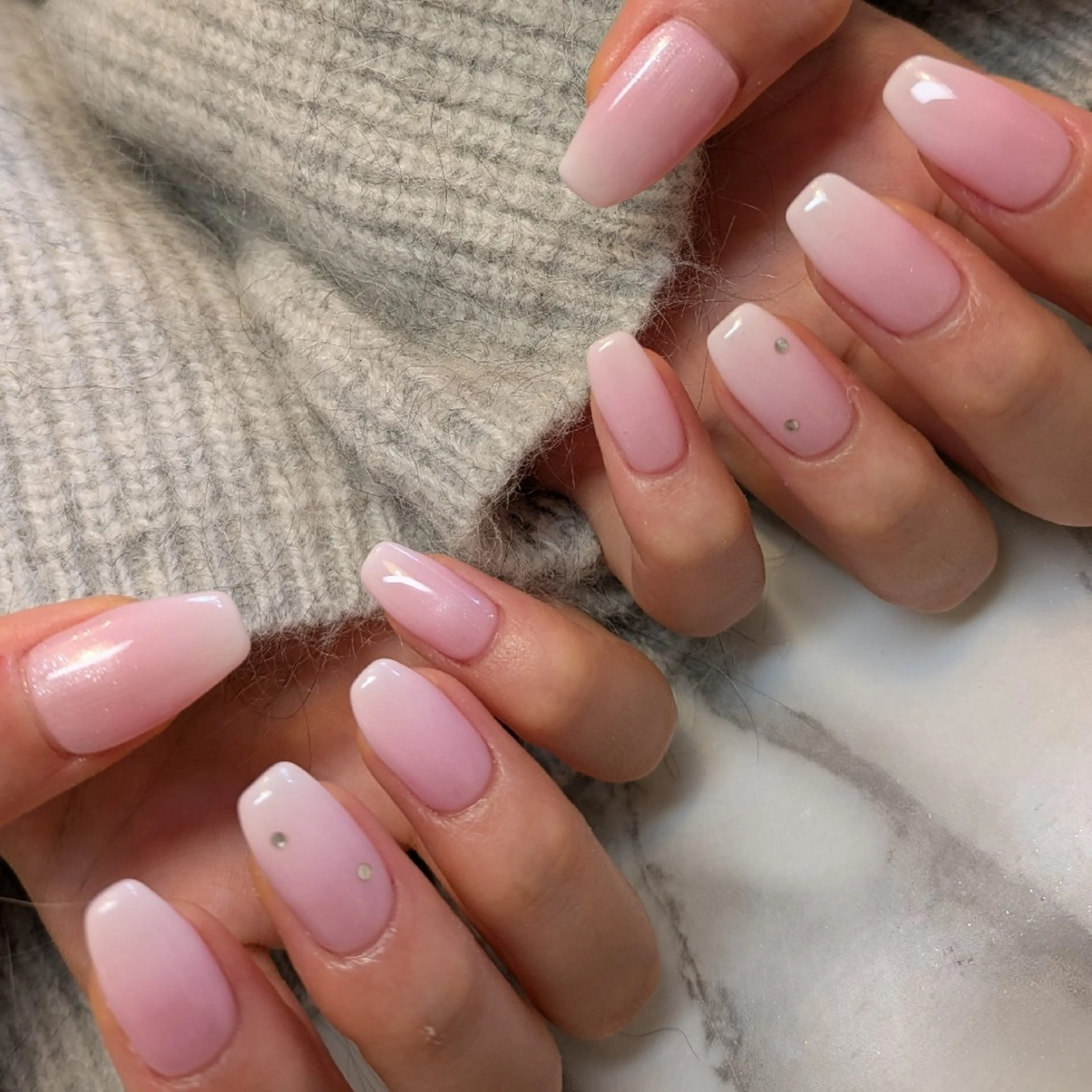 ネイル ジェヌインネイル 河内のネイルデザイン