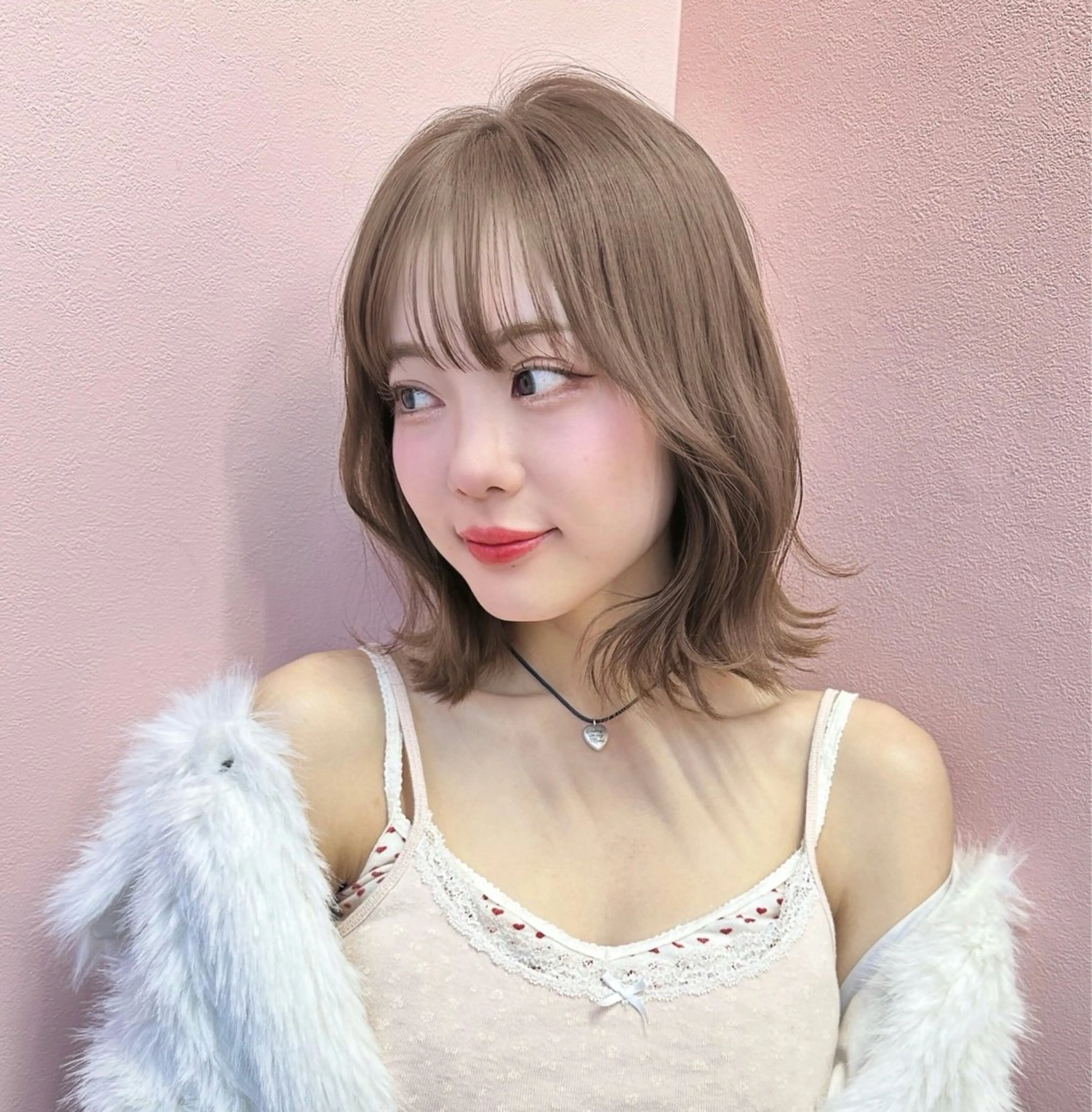 【🌸期間限定🌸】 💟ミディアムカット💟(くびれミディアム,ウルフなど)🤍⟡.·*.トリートメント付き️🫧🎀の写真