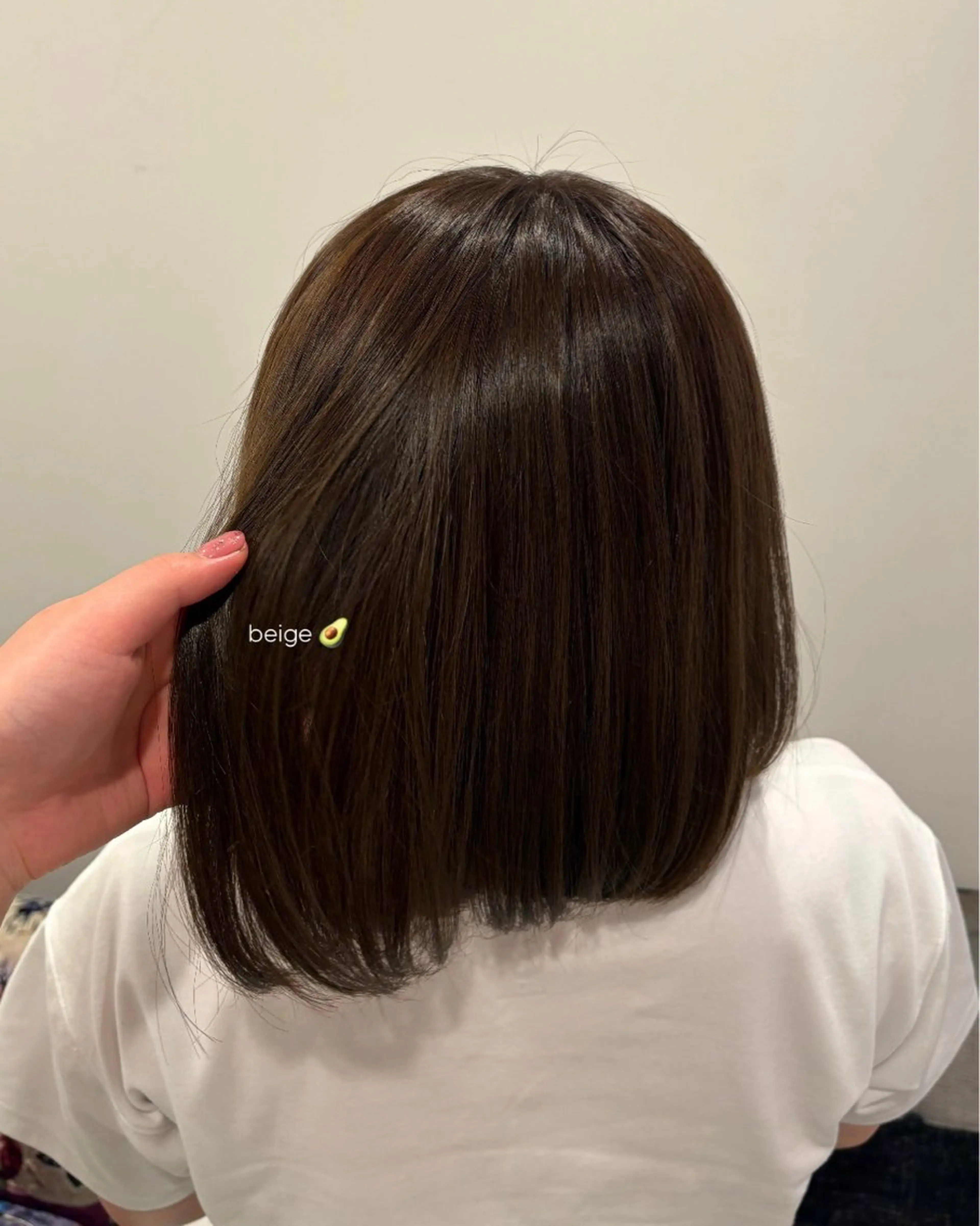 ミディアム カラー ベージュカラー 殿守 優貴のヘアスタイル