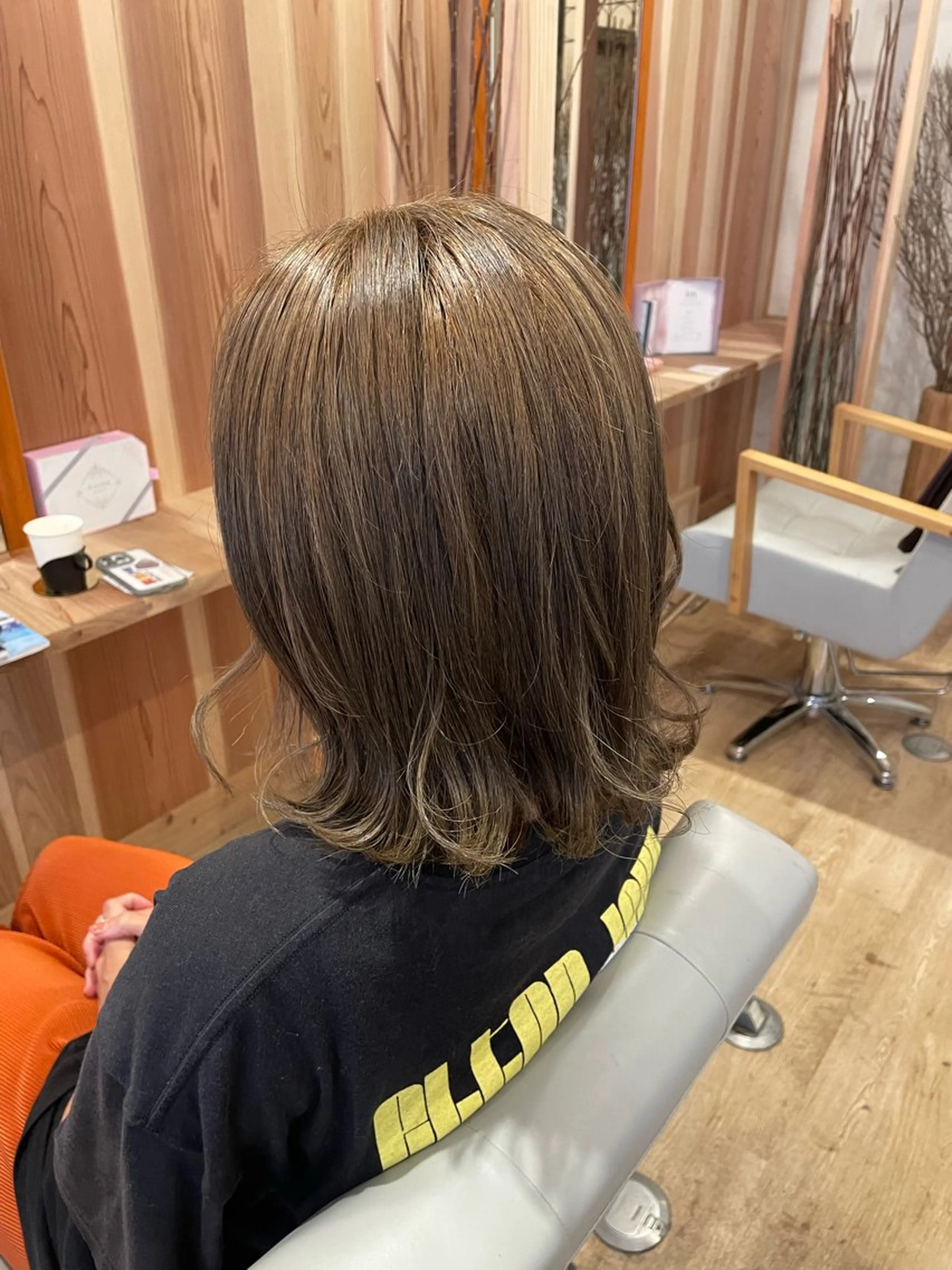 ミディアム 大嶋 宏隆のヘアスタイル