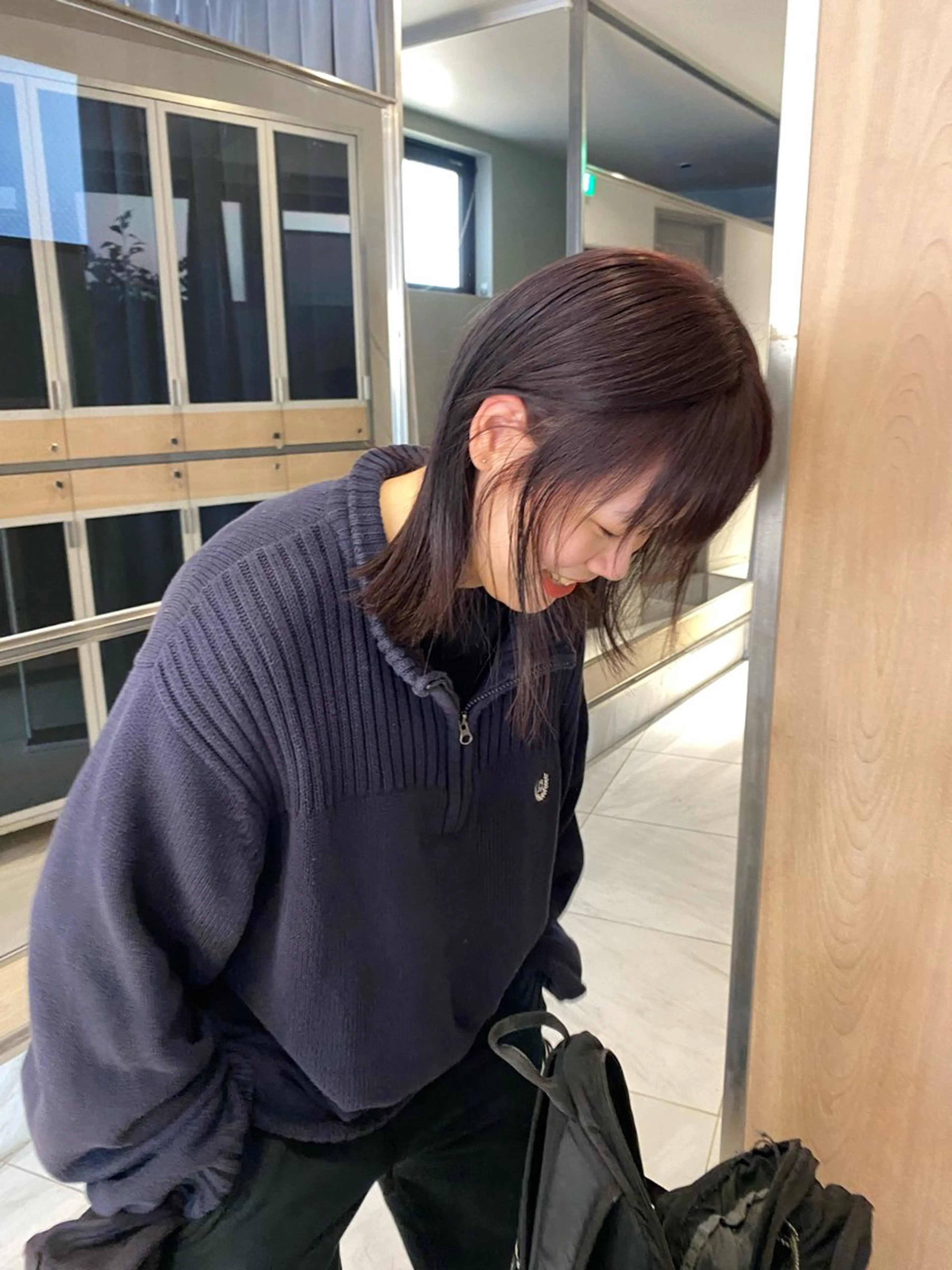 セミロング カラー カット ヘアカラー トリートメント ヘッドスパ ヘアセット 艶髪/ダークトーン 🩶丸山日向のヘアスタイル