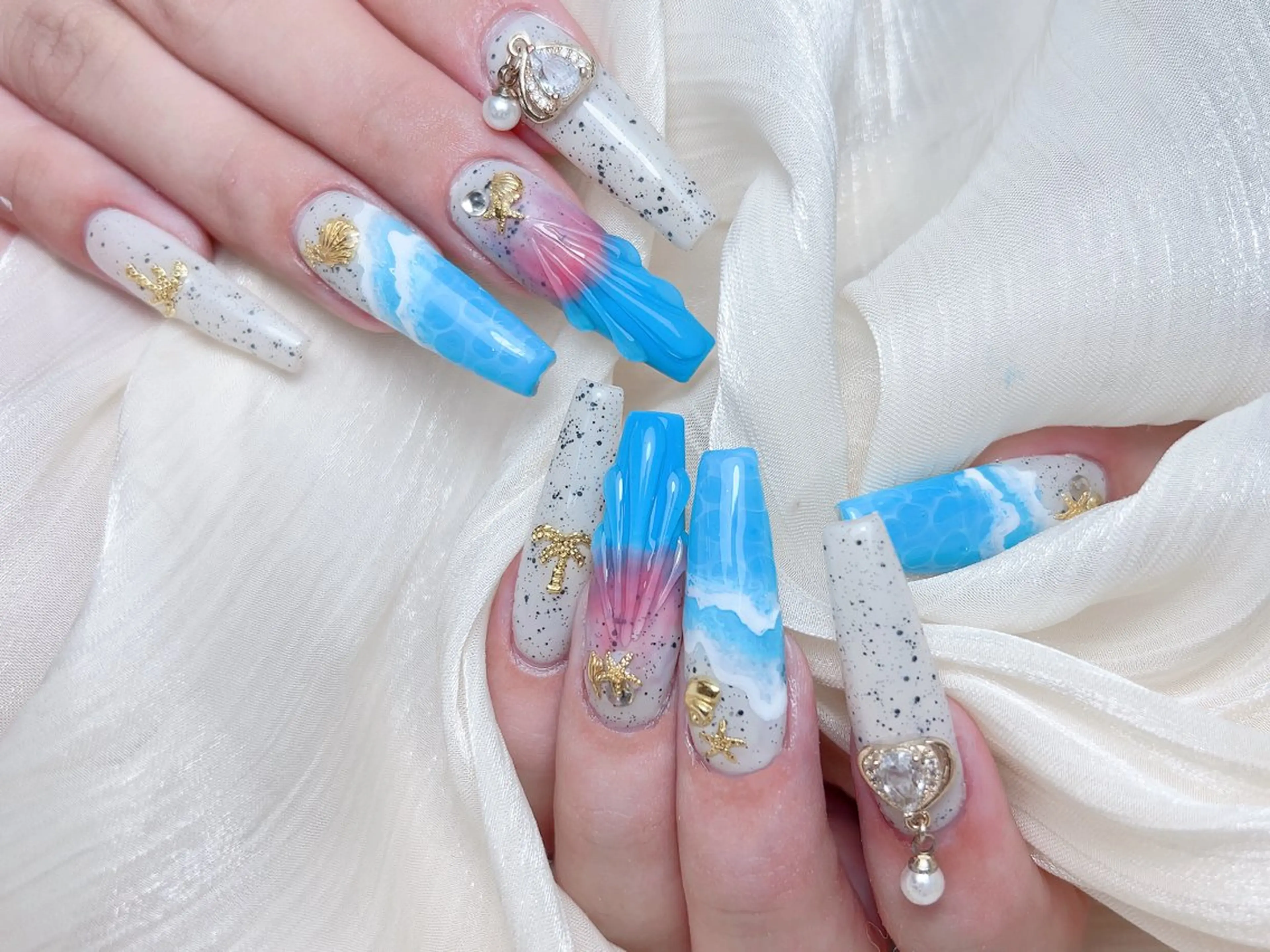 ネイル M🌷nail 長さだし専門店のネイルデザイン