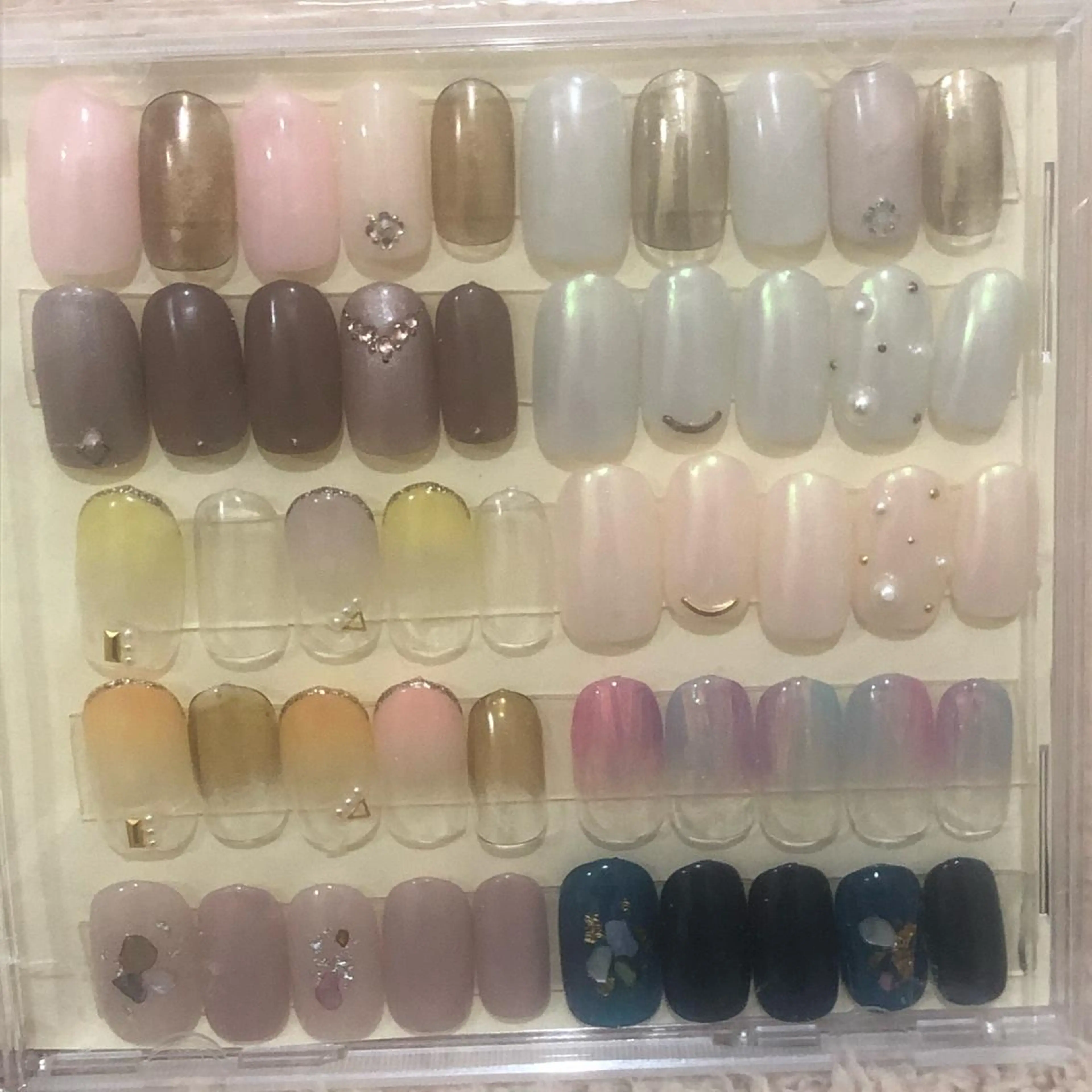 ネイル CHAFF 水口のネイルデザイン