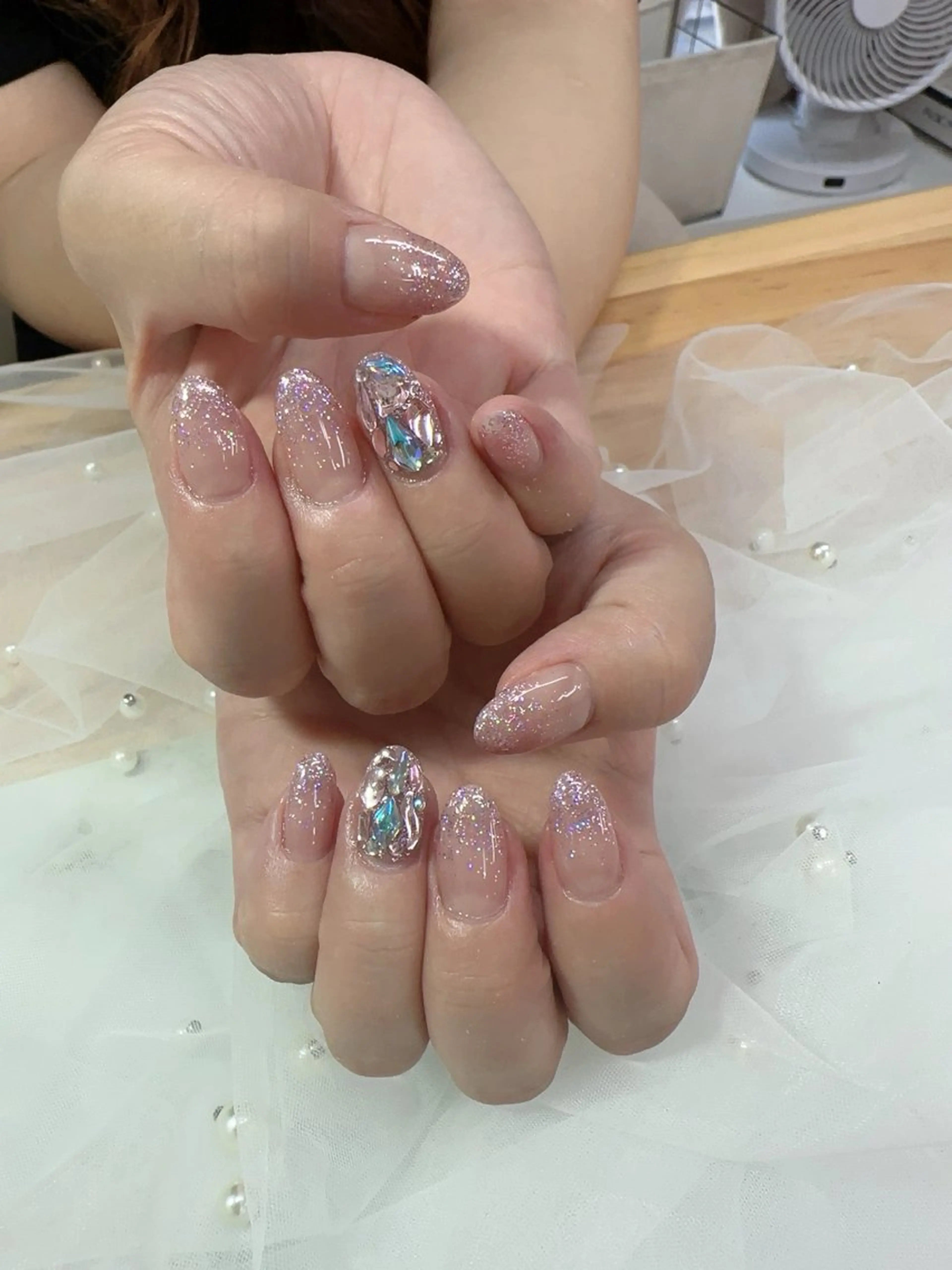 ネイル Hey🌈NAIL 長さ出し専門店のネイルデザイン