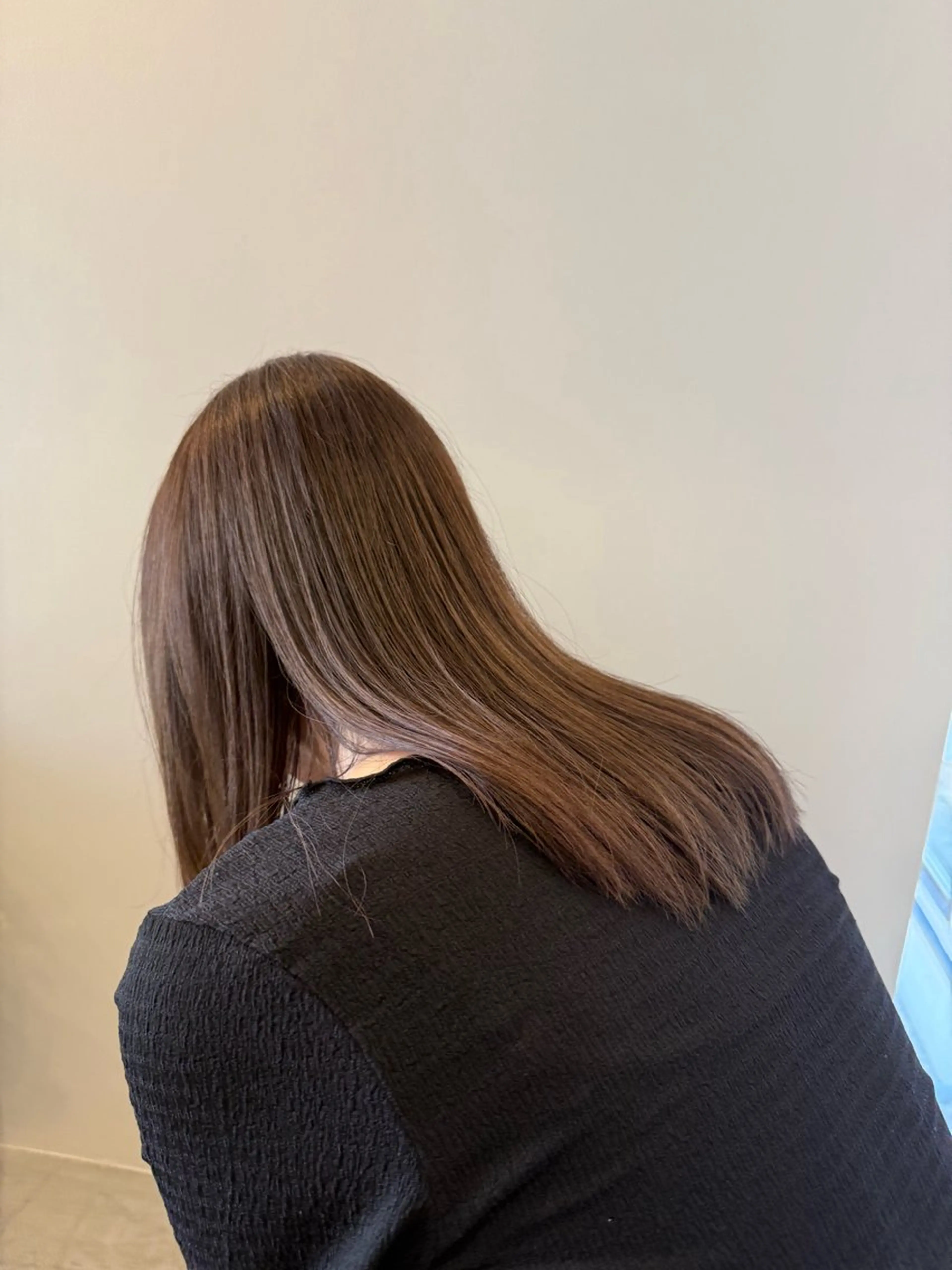 ロング 💛🤍U too e’s 鎌倉🧸のヘアスタイル