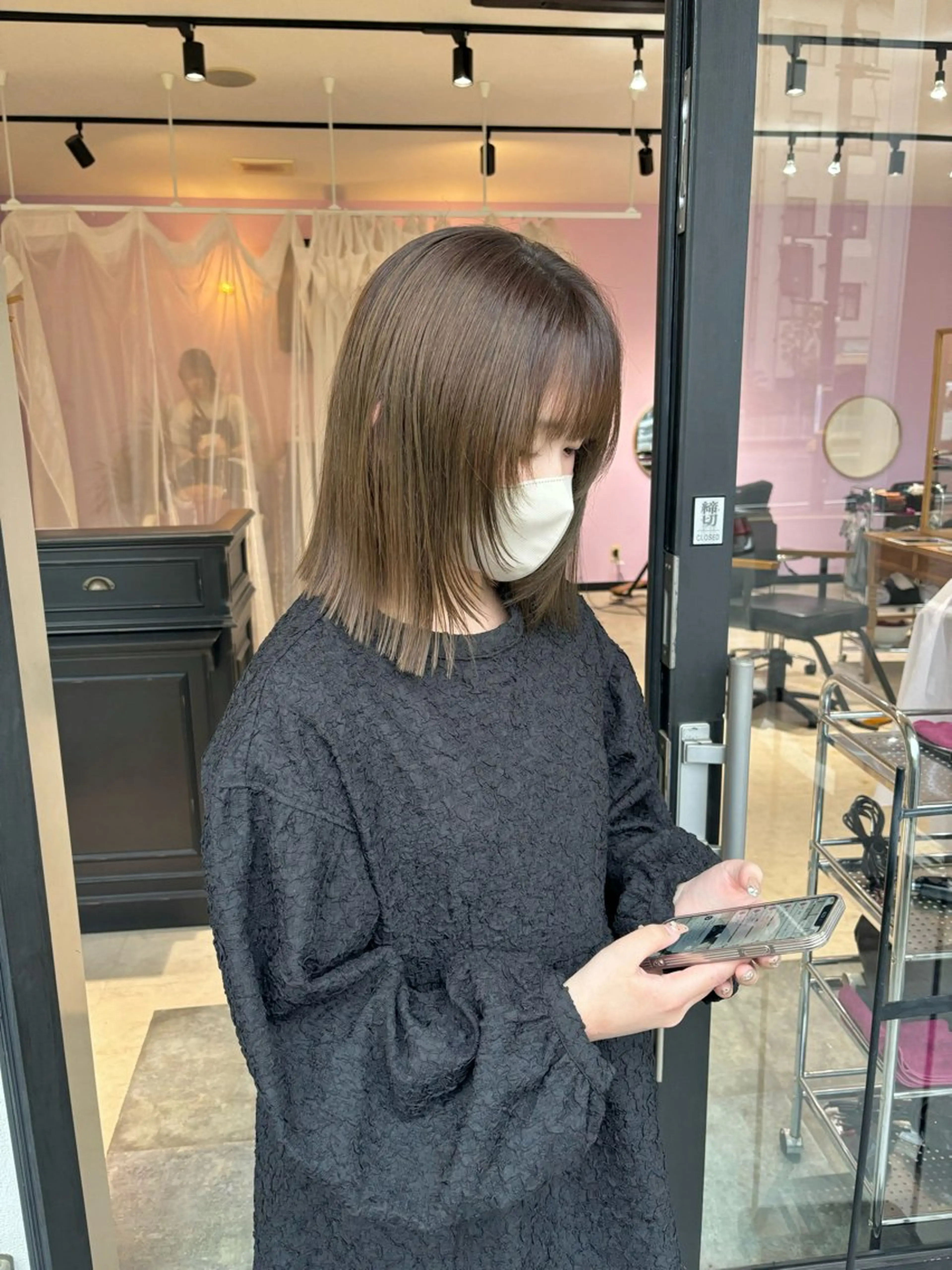 カラー MATTY azusaのヘアスタイル