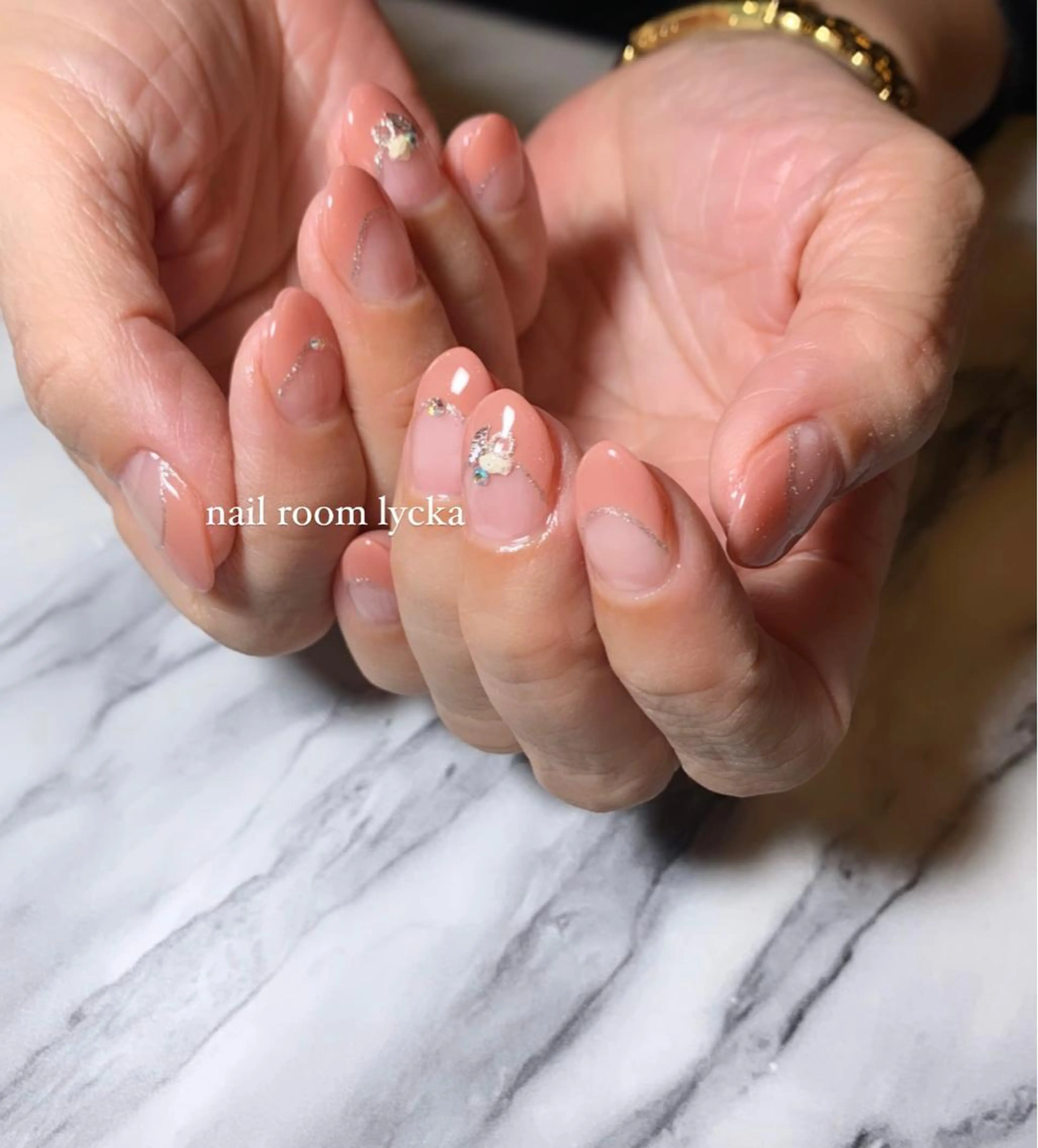 ネイル ﾈｲﾙﾙｰﾑﾘｯｶ 𝐦𝐚𝐲𝐮のネイルデザイン