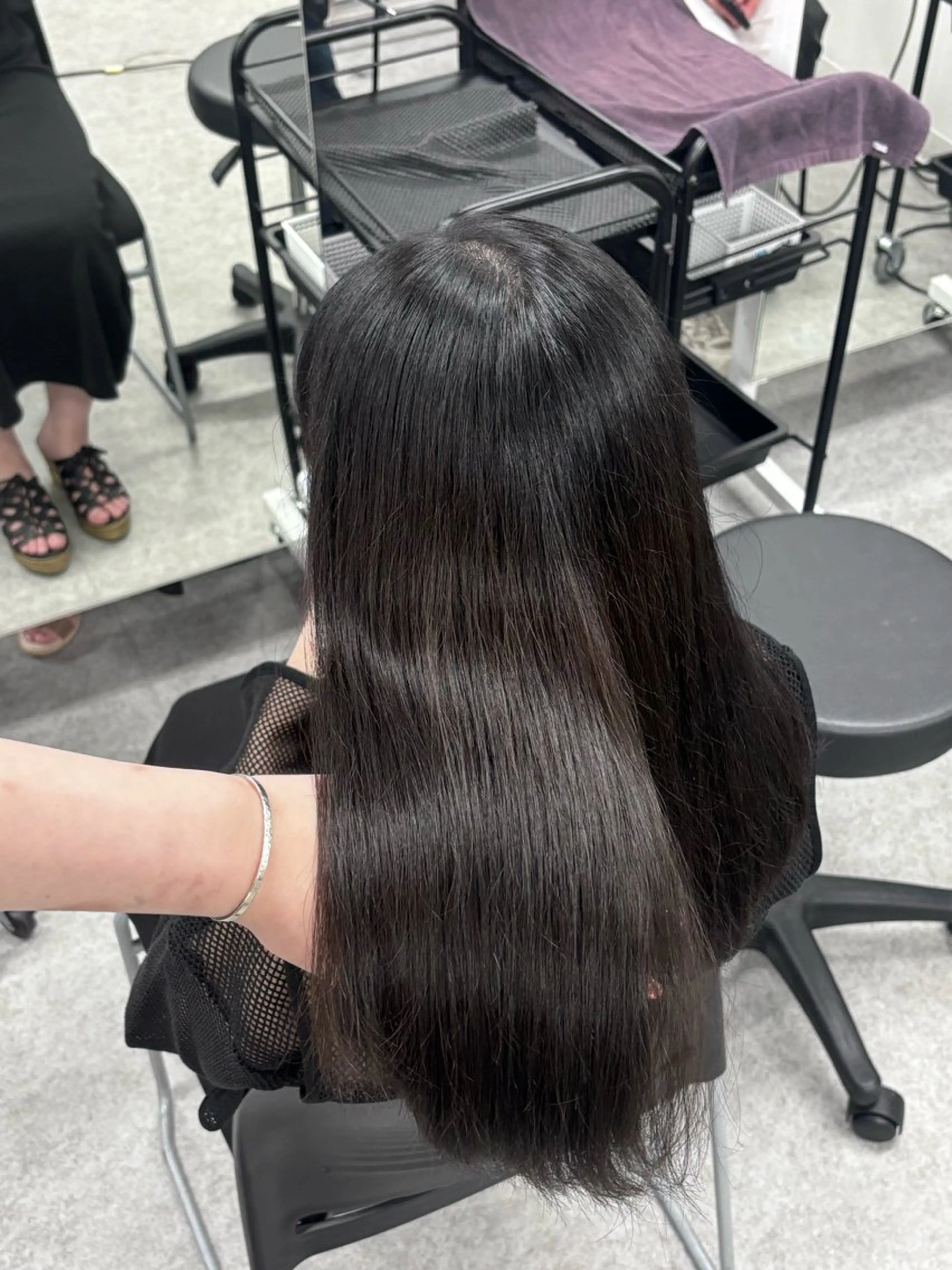 ロング カット ヘアカラー 韓国風暗髪ヘア🤍 🫧MIREIのヘアスタイル