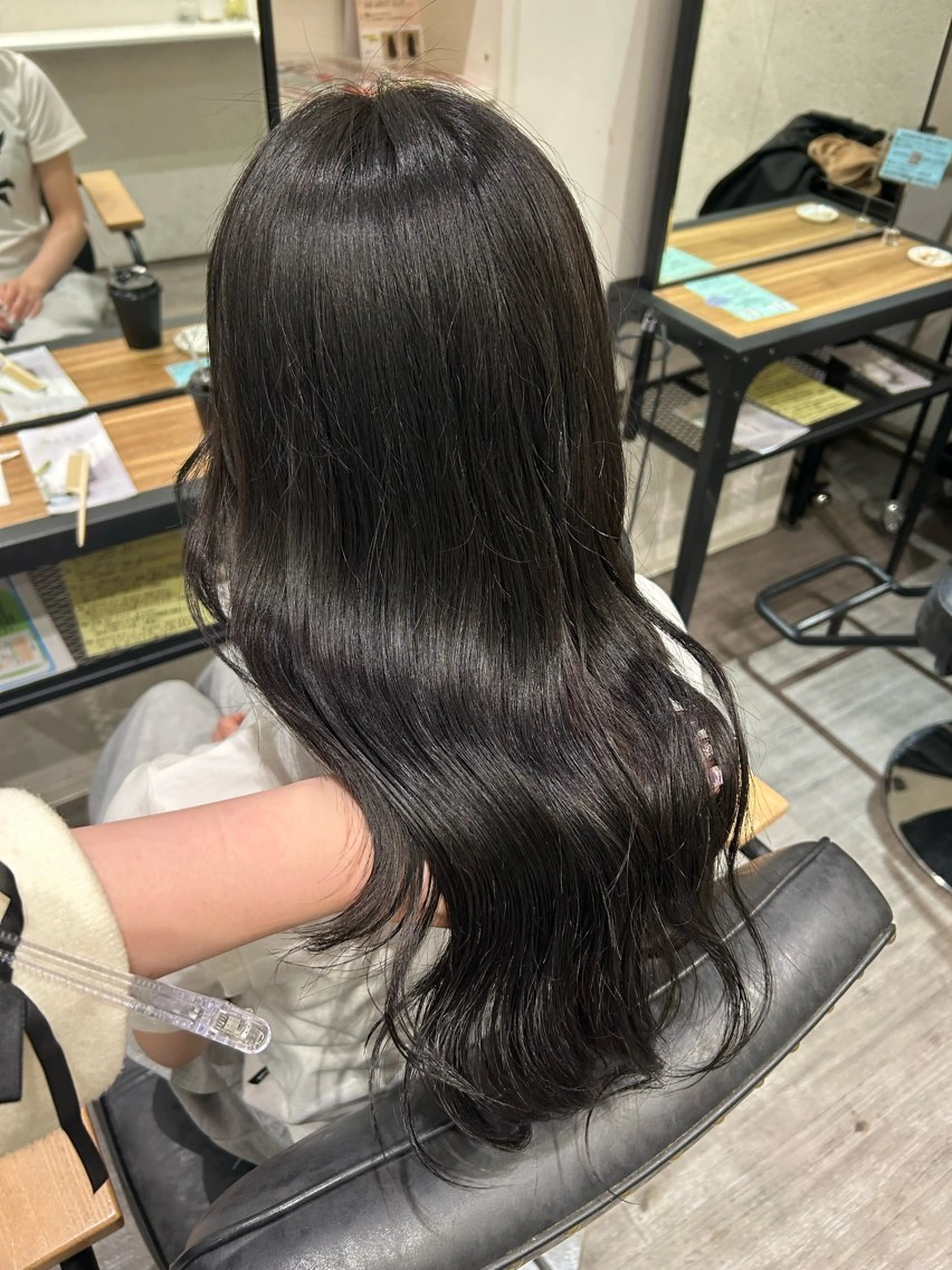 ロング カラー ヘアアレンジ 透明感カラー グレージュ オリーブグレージュ オリーブグレー cocotte 💟草間紫音💟のヘアスタイル