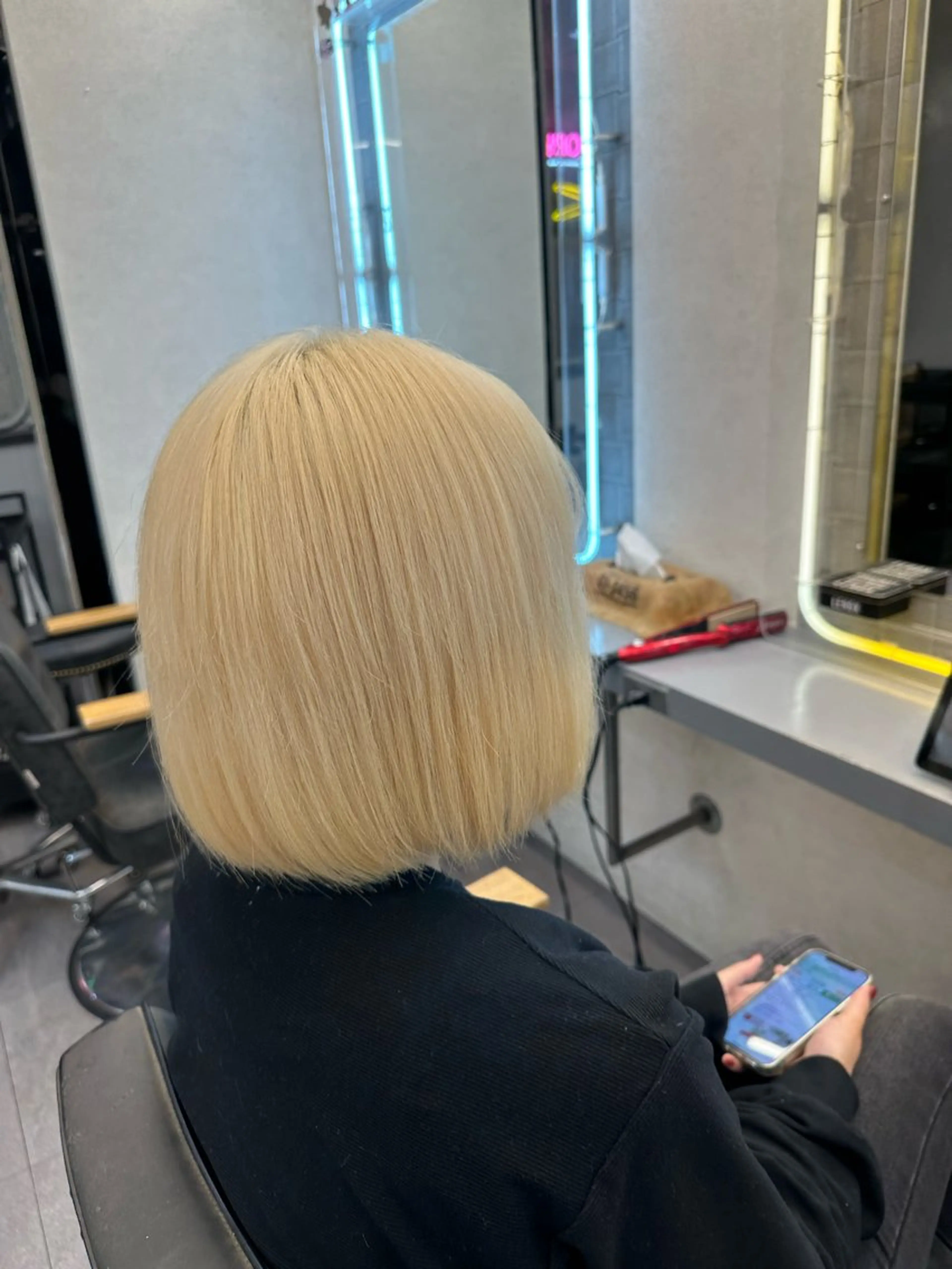 ミディアム カラー ヘアカラー L.O.G SHIBUYA所属・随時募集中 🟡SUMIKAのヘアスタイル