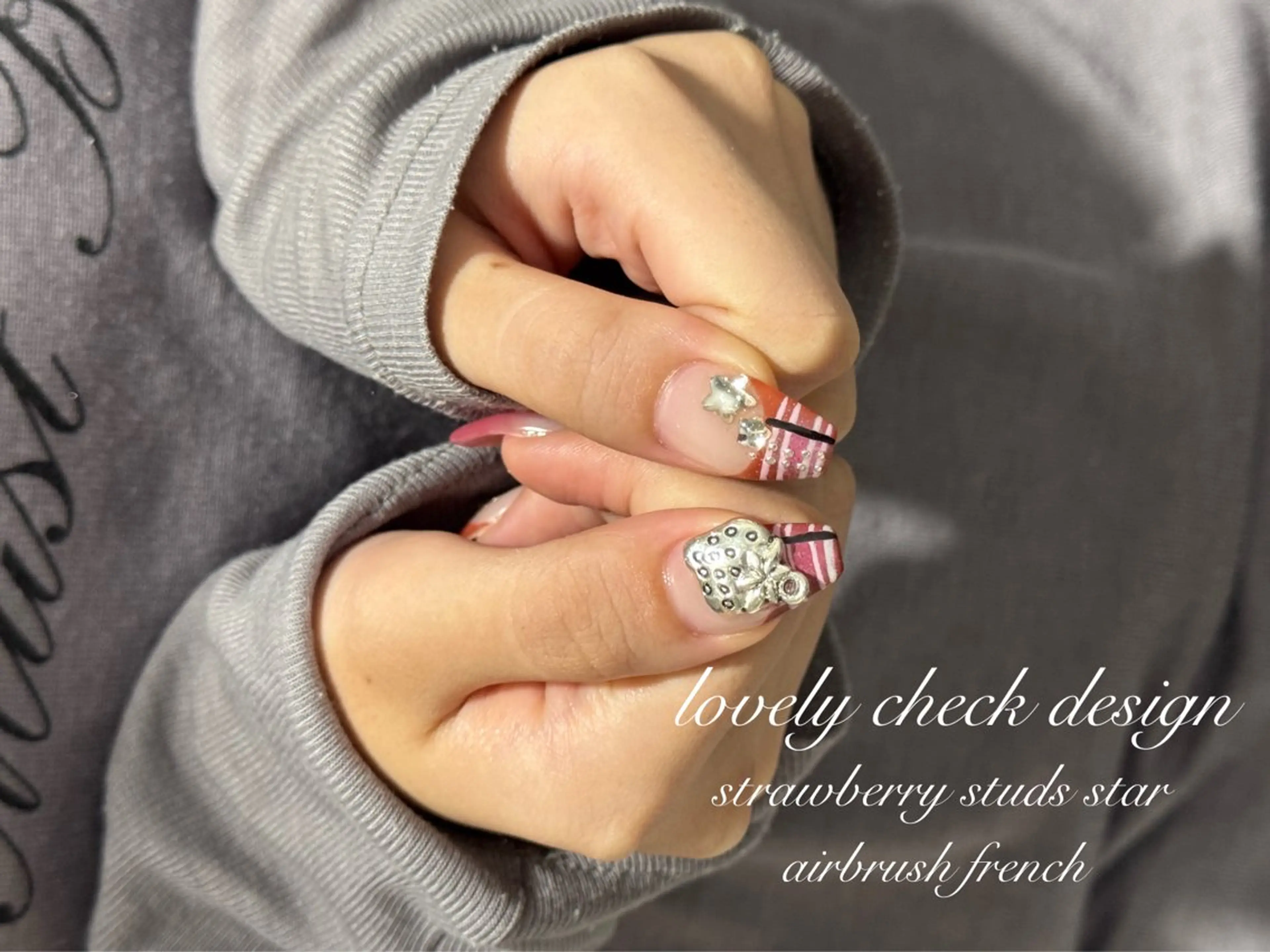 ネイル ハンドネイル One HINATAのネイルデザイン