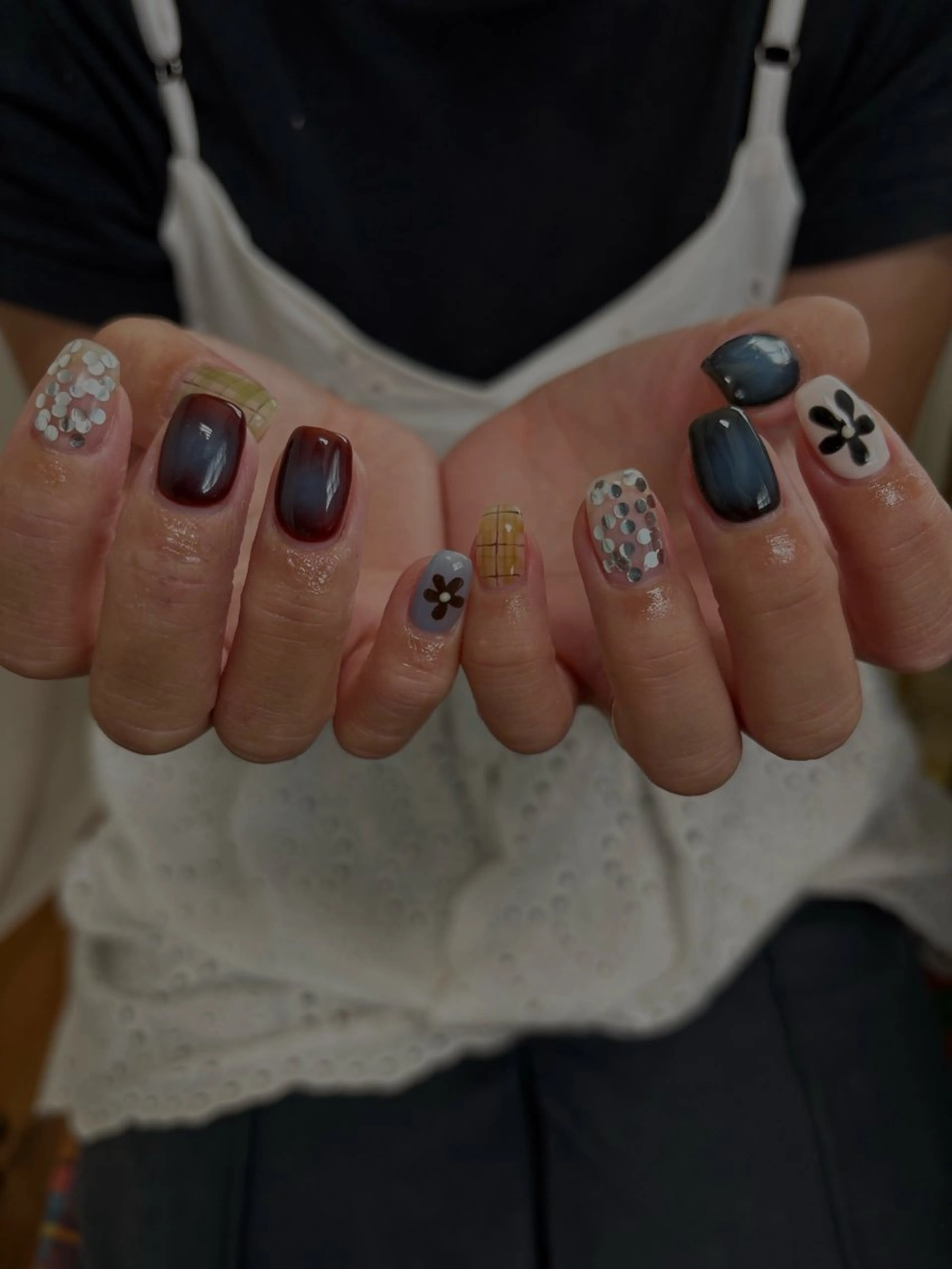 ネイル ハンドネイル 爪塗屋 さんのネイルデザイン