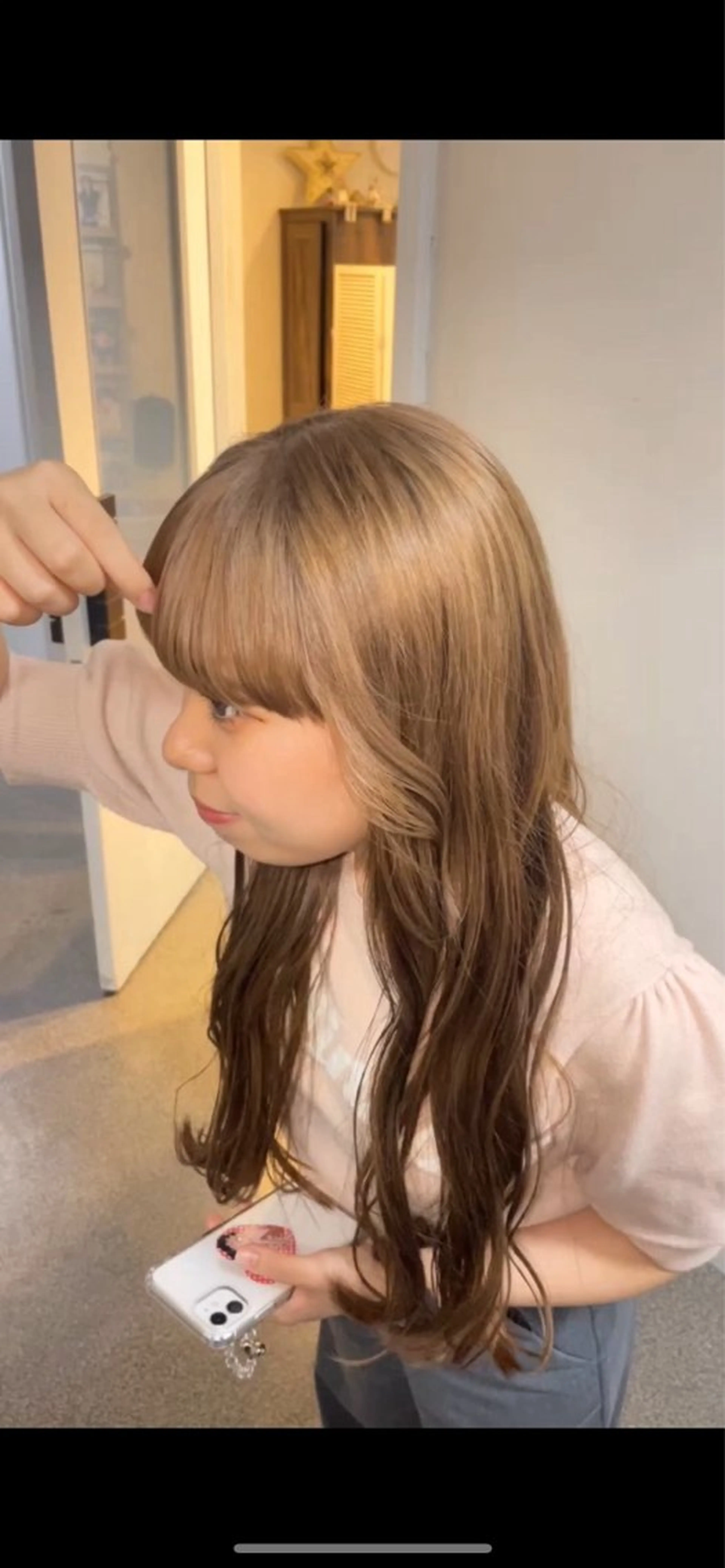 ロング ヘアカラー 大谷 羽音のヘアスタイル