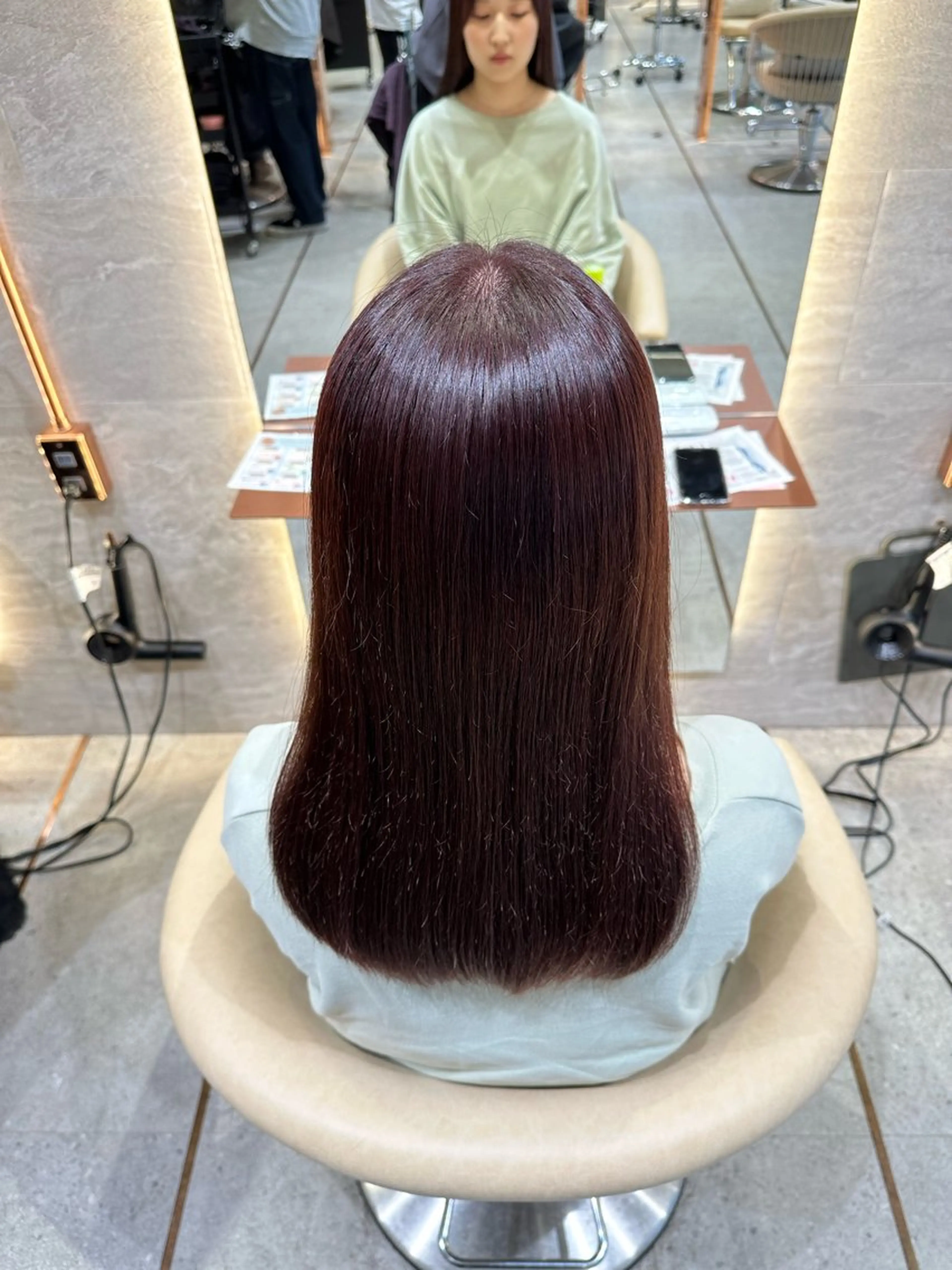 セミロング カラー カット ヘアカラー トリートメント 艶髪/縮毛矯正 /髪質改善千田大地のヘアスタイル