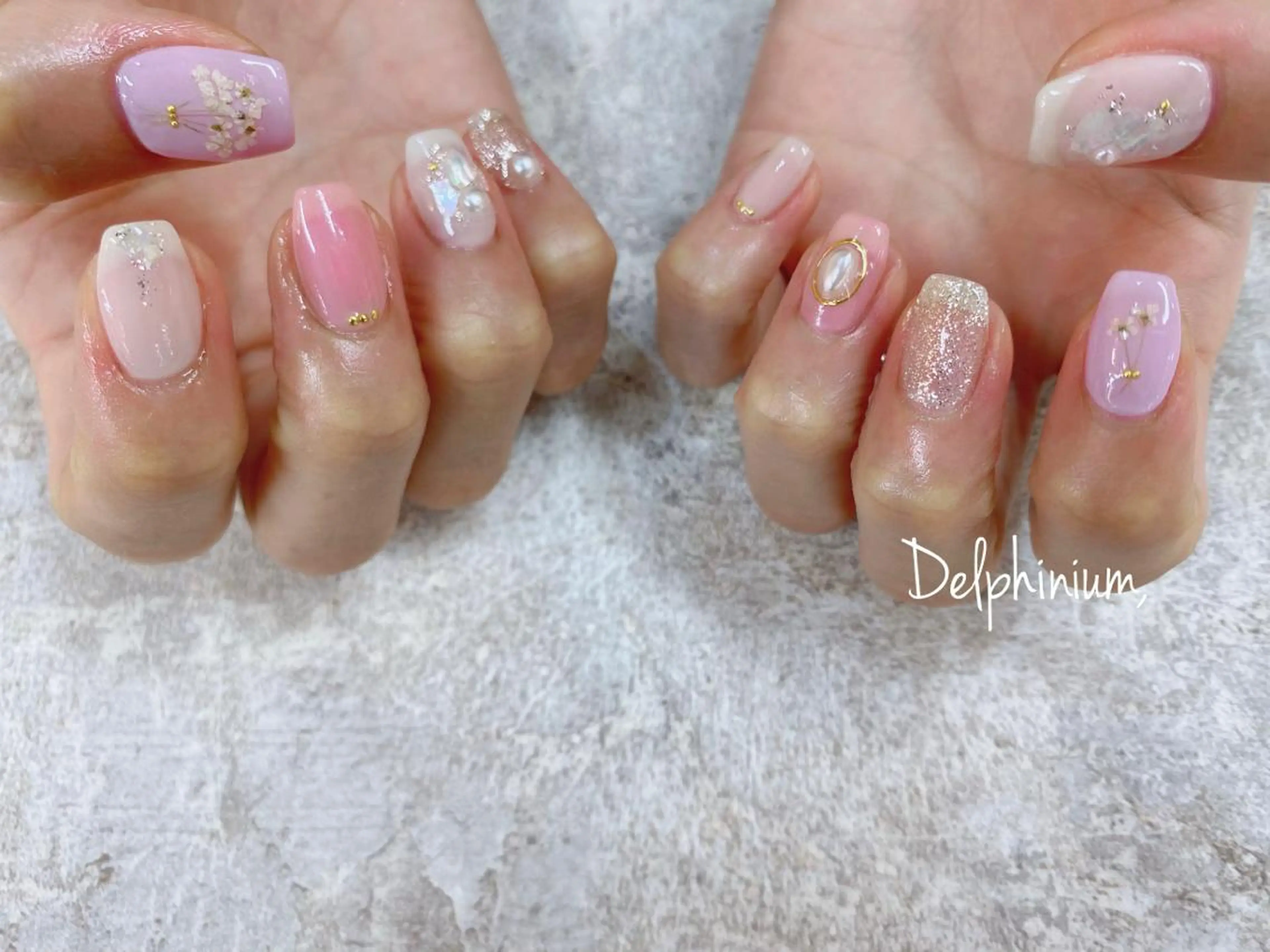 ネイル ブライダルネイル ハンドネイル 岡本 友恵のネイルデザイン