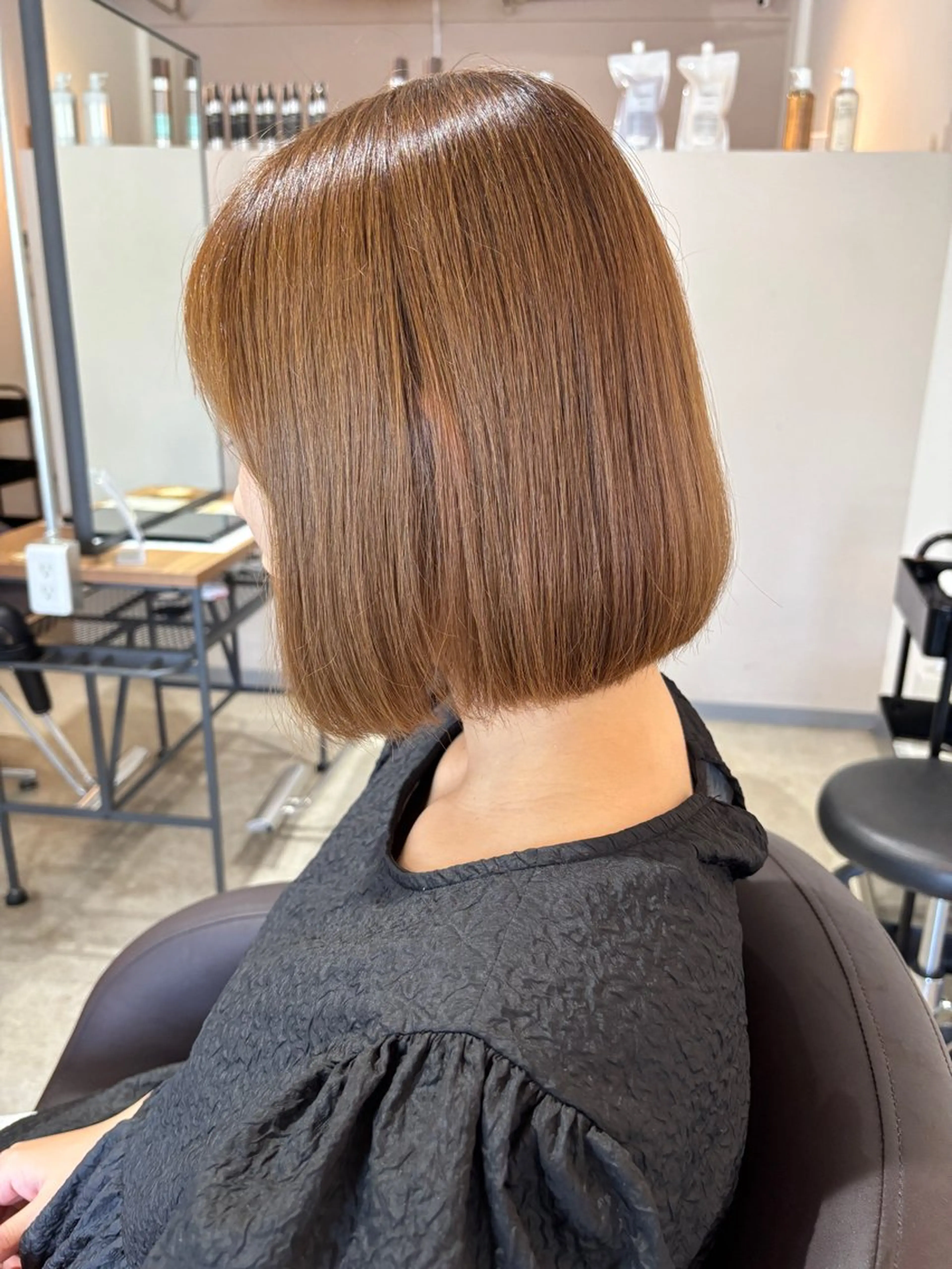 ミディアム カット ヘアカラー ブリーチカラー🤍 髪質改善🌟のヘアスタイル