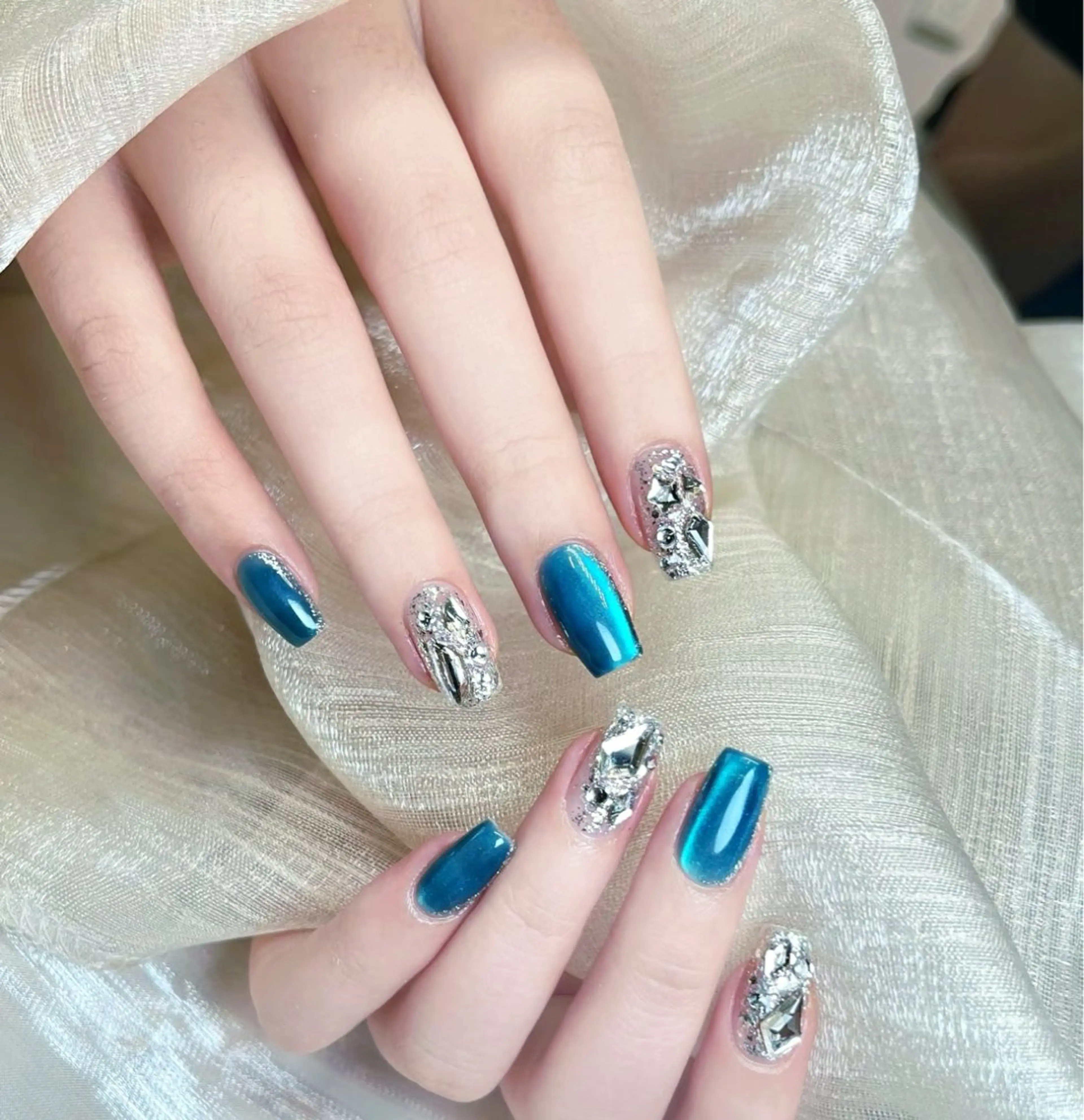 ネイル ハンドネイル ハンドケア pink ladyサロン所属・べ にのネイルデザイン