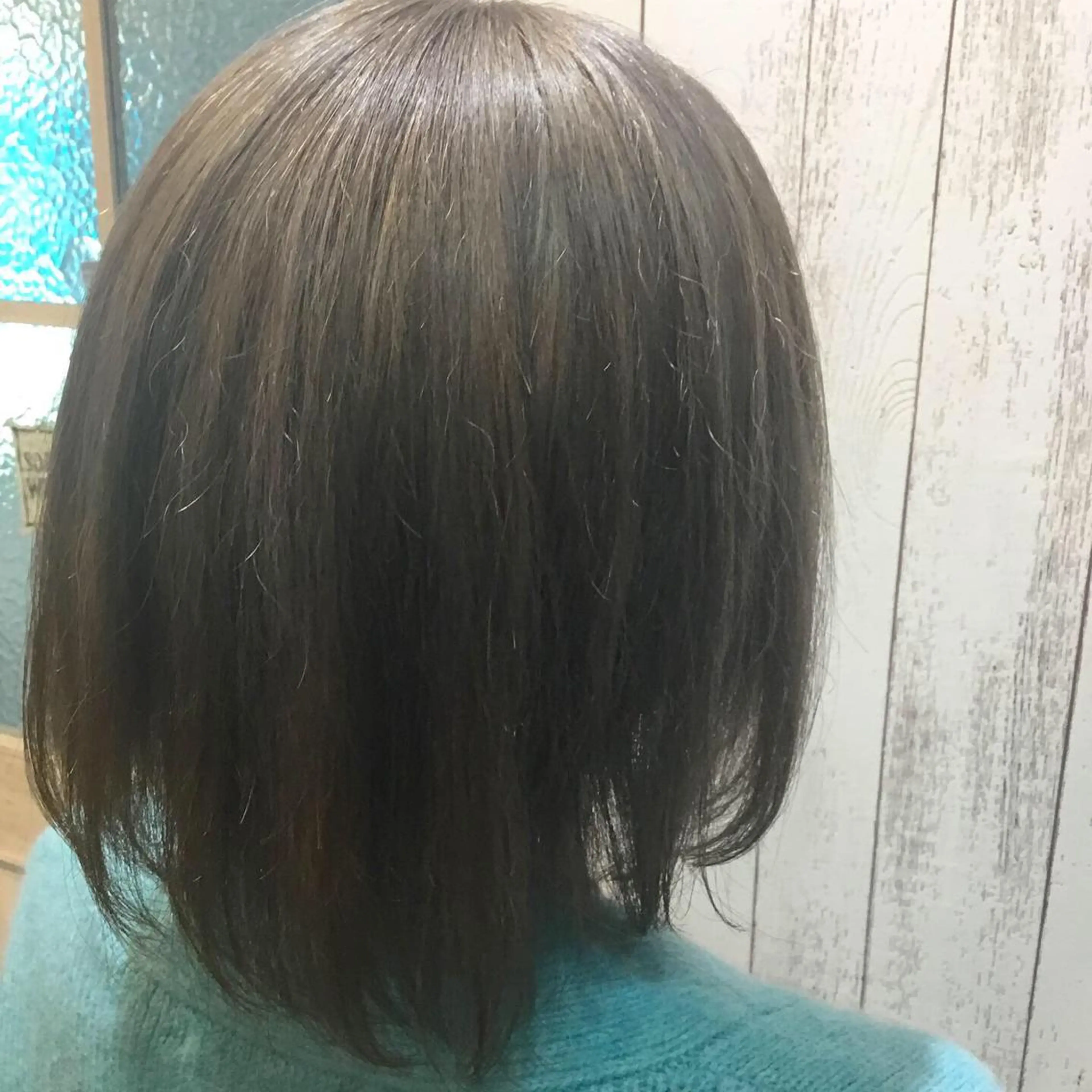 ミディアム カラー embrace エンブレイスのヘアスタイル
