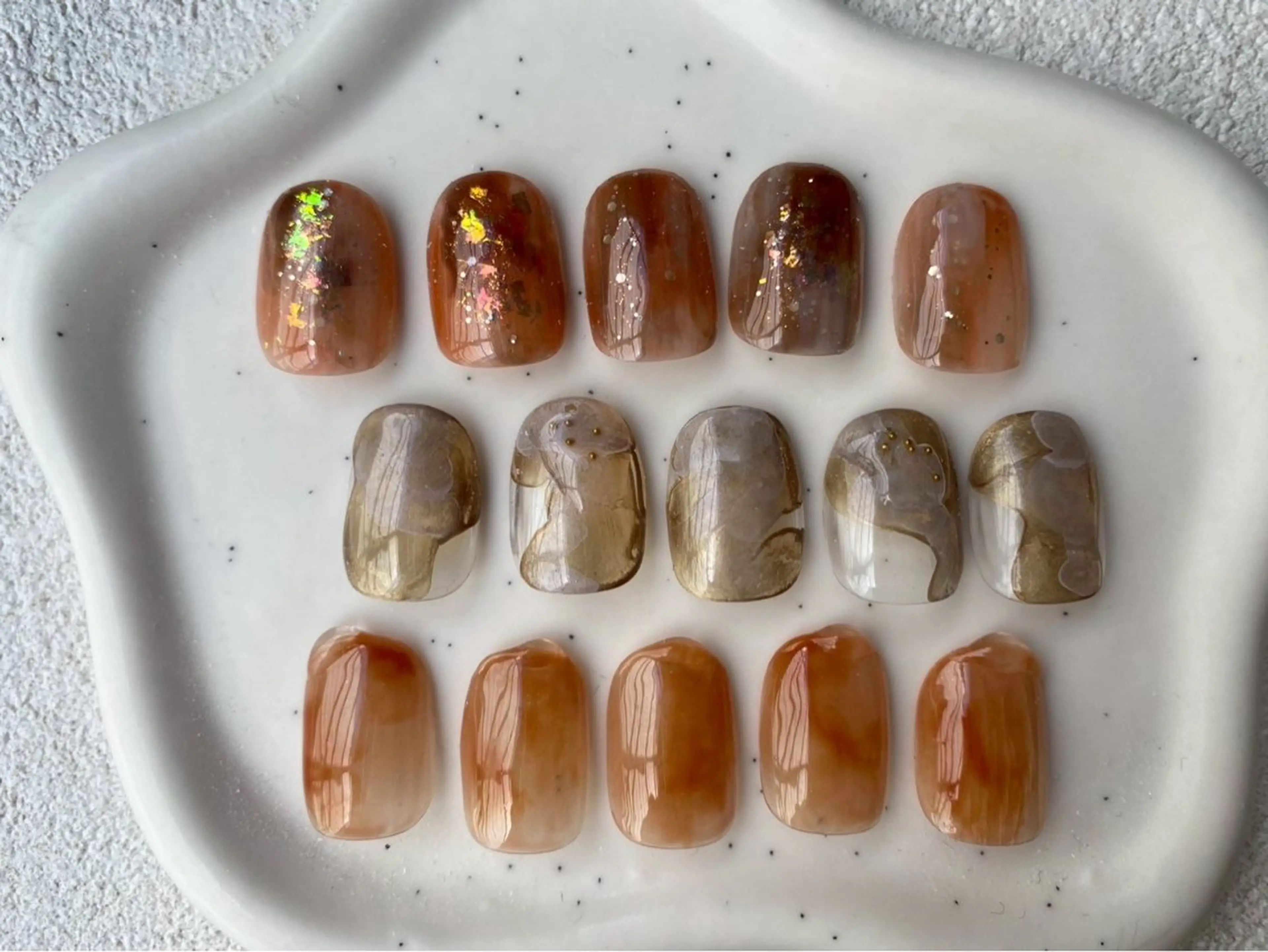 ネイル ニュアンスネイル シンプルネイル PEACE minariのネイルデザイン