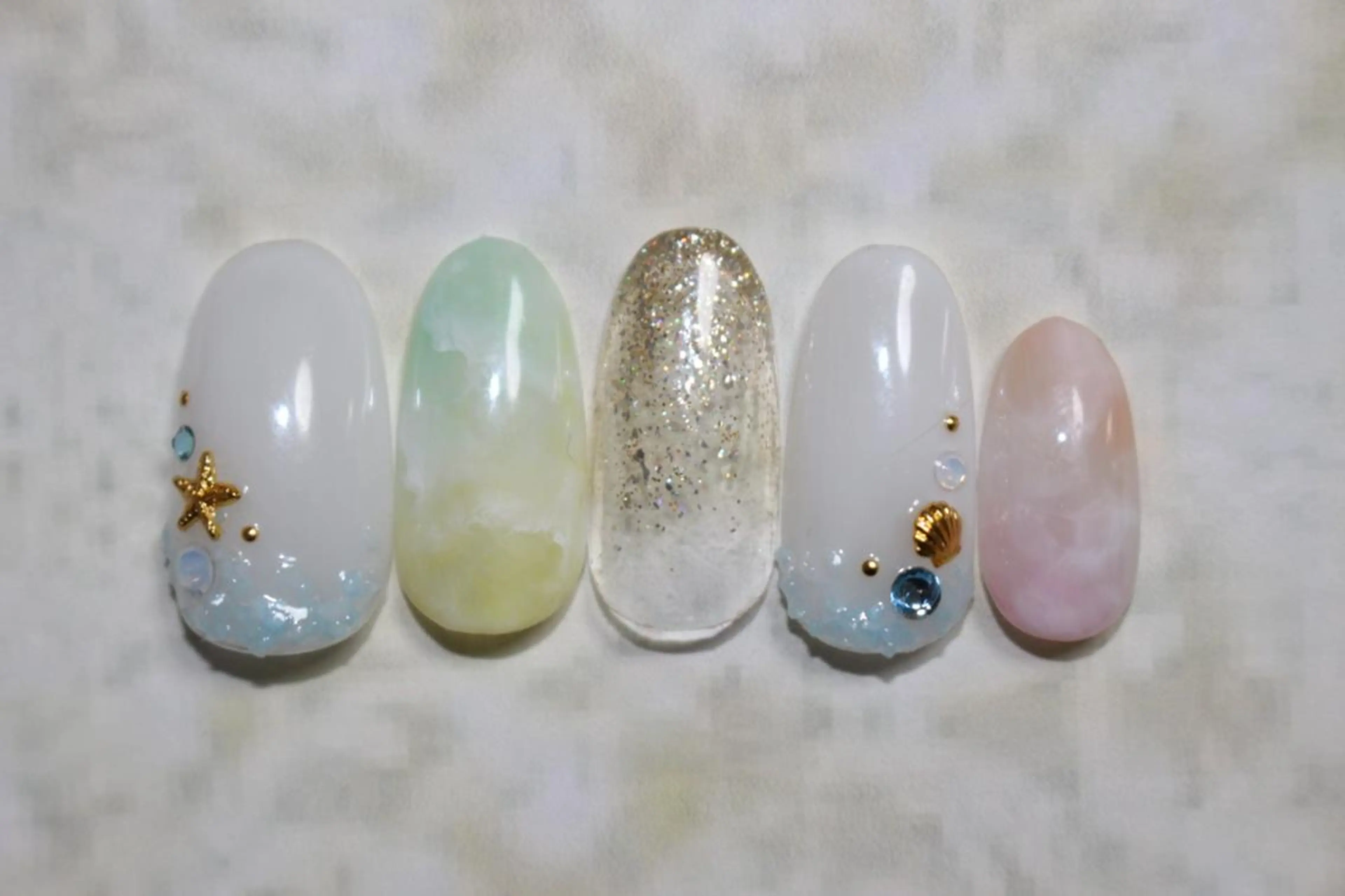 ネイル ハンドネイル yu-a☆  ネイル ＆ホワイトニングのネイルデザイン