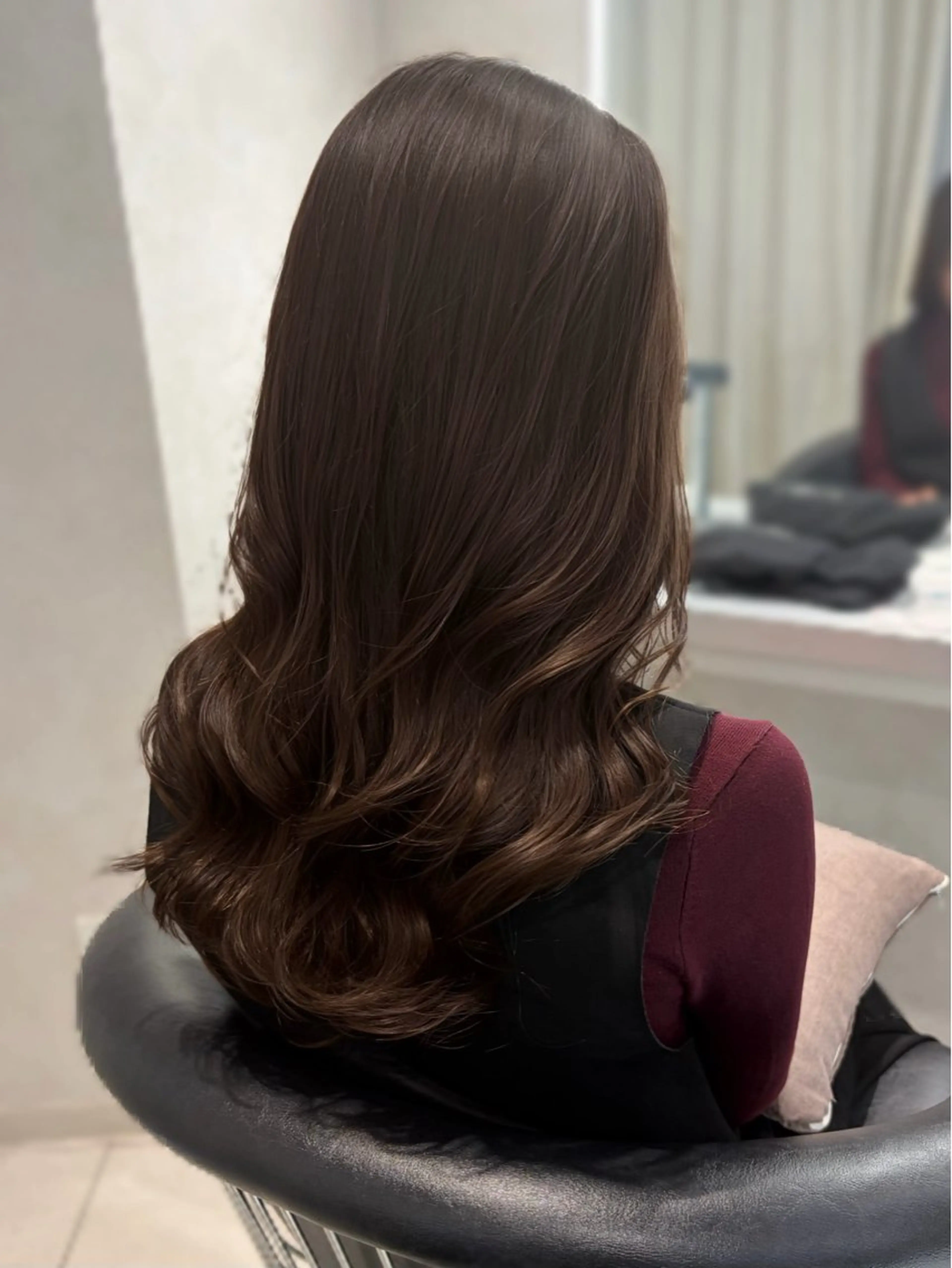 セミロング パーマ コテ巻き風パーマ💛 池袋のヘアスタイル