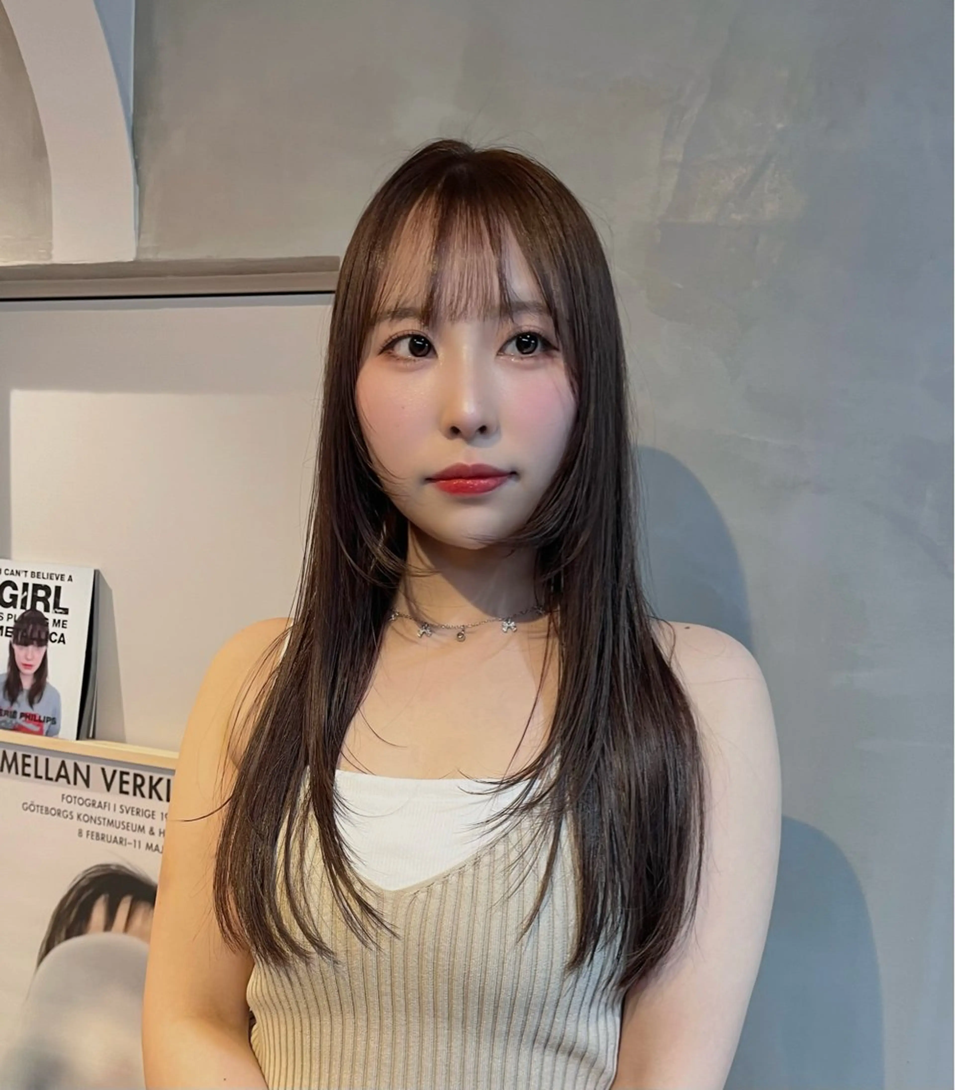 ロング カラー 透明感カラー レイヤーカット ナツミ/透明感カラー /酸性ストレートのヘアスタイル