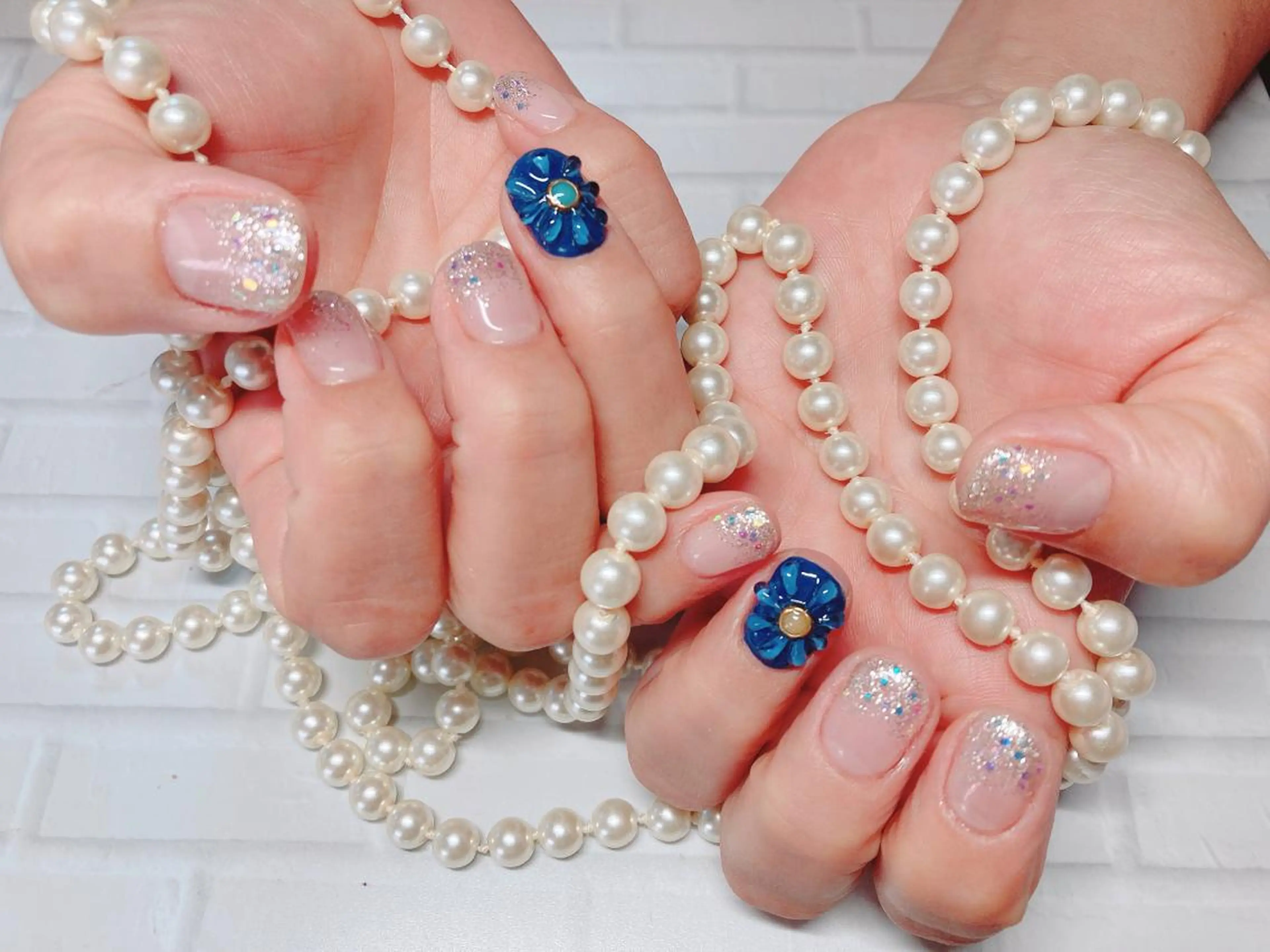 ネイル アートネイル クリアネイル ラメ(グリッター) ハンドネイル ハンドケア ネイルサロン HARRYS所属・ネイル･脱毛サロン HARRYSのエステ・リラクイメージ