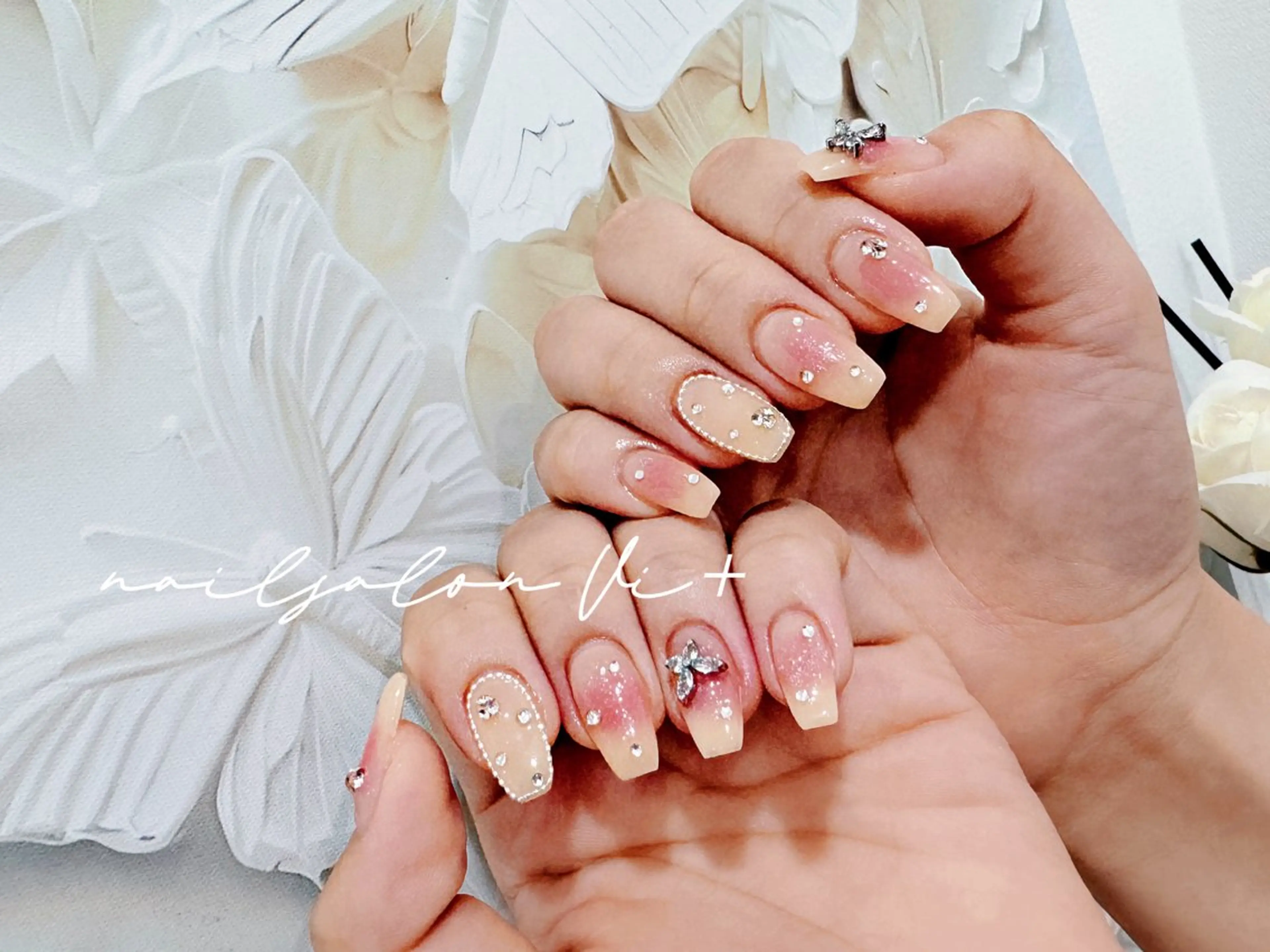 ネイル ハンドネイル ✨Nailsalon Vi+✨のネイルデザイン