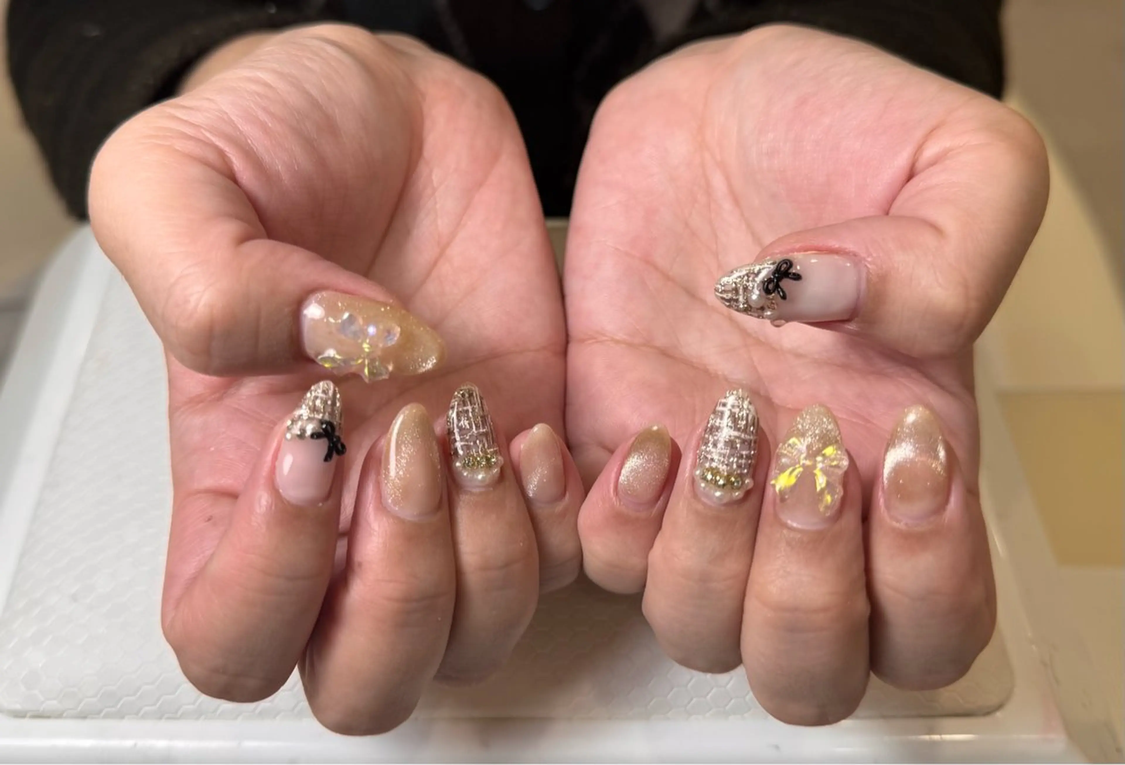 ネイル ハンドネイル ハンドケア チャ ミーのネイルデザイン