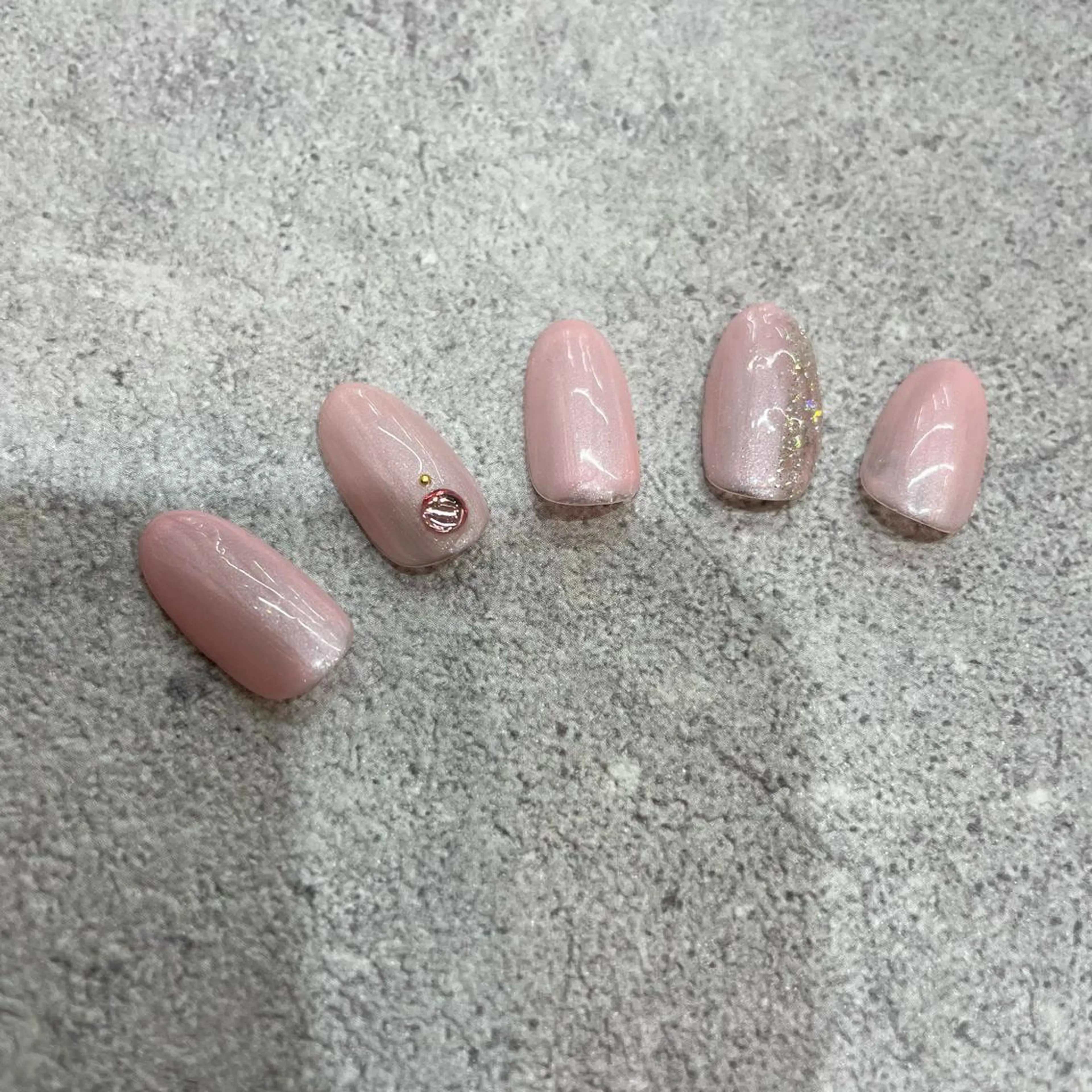 ネイル 東京ネイルアカデミー所属・Hitomi .Oのネイルデザイン