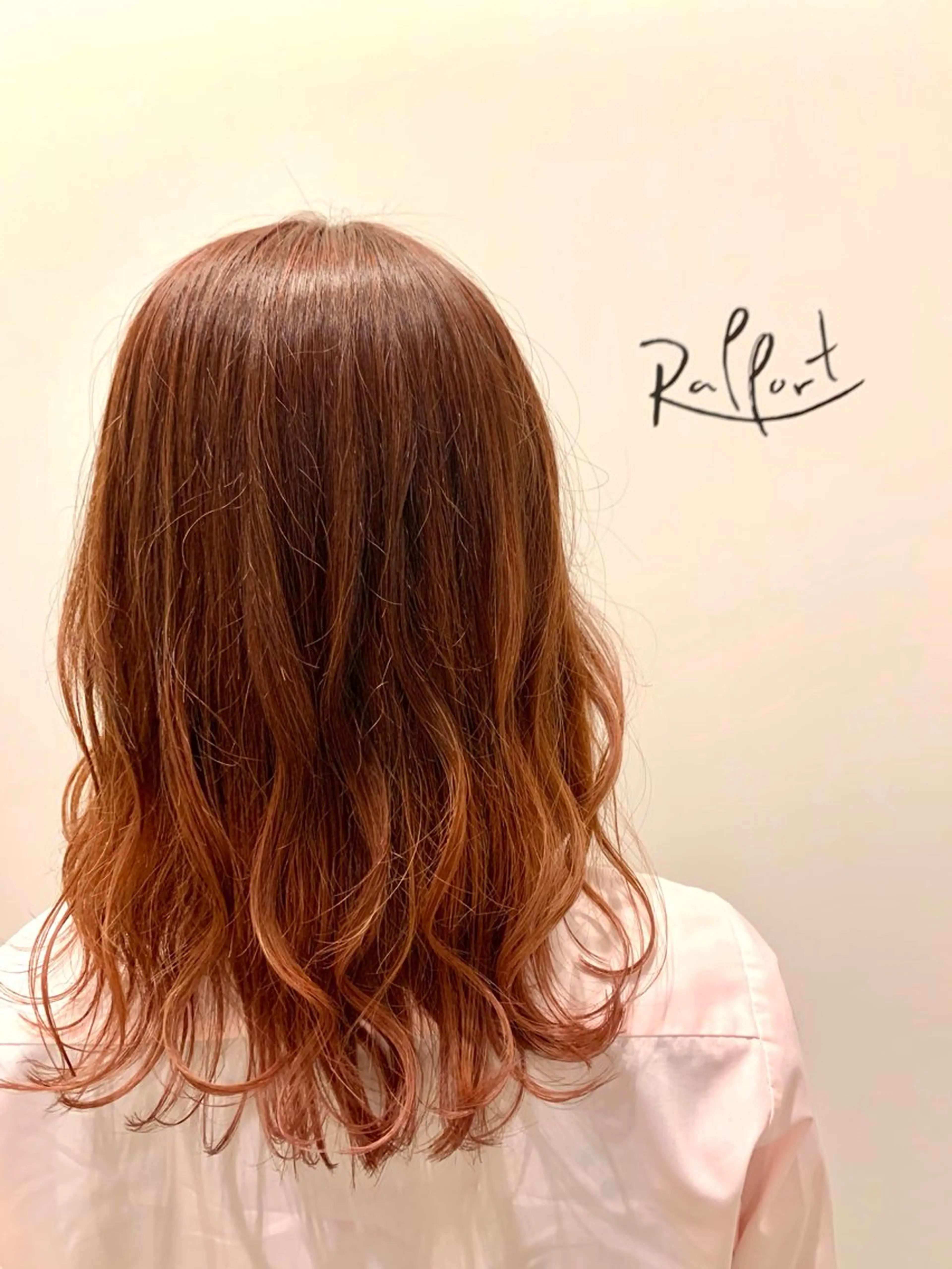 ロング カラー ヘアカラー トリートメント Rapport ラポールのヘアスタイル