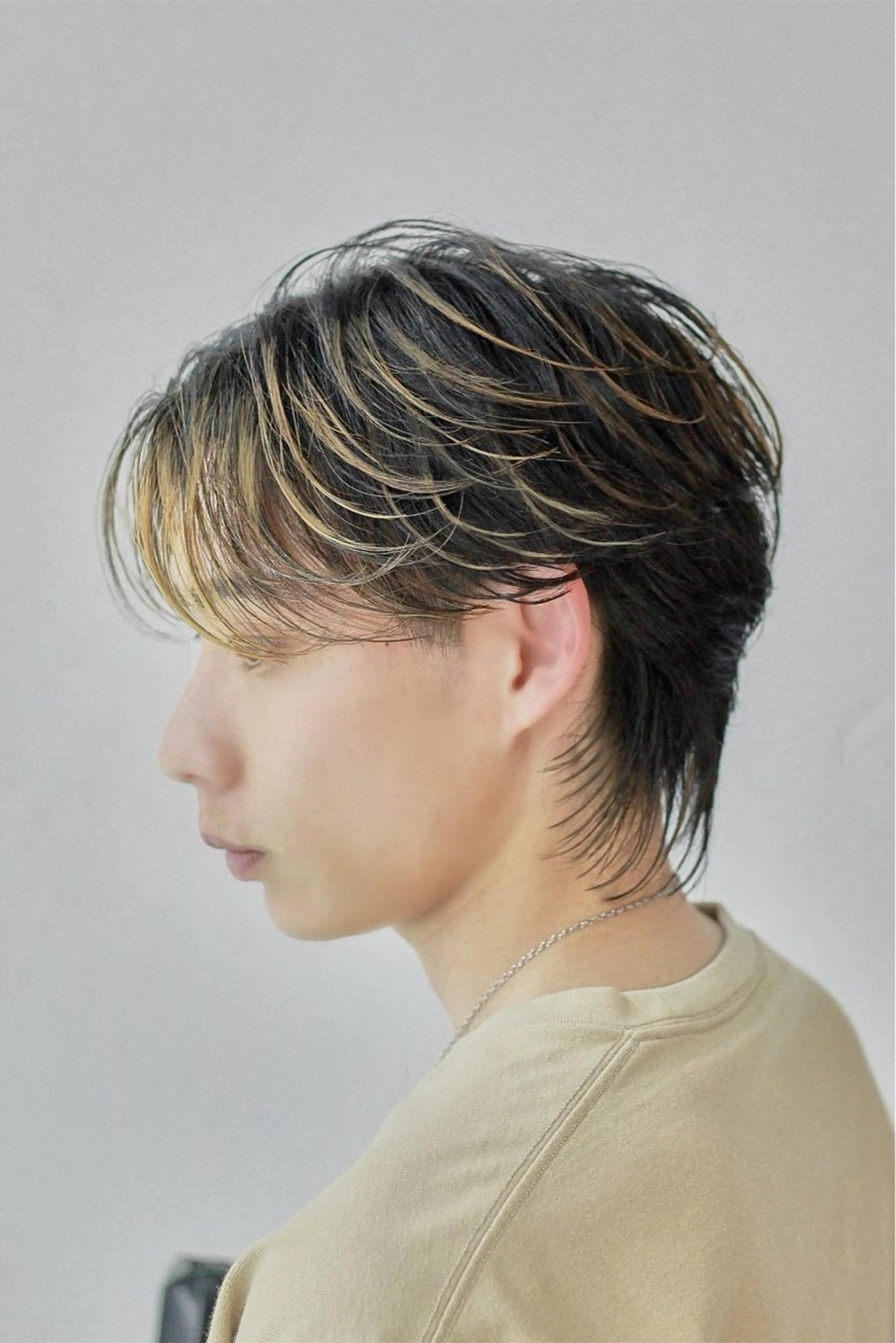 ミディアム カラー パーマ メンズ ミディアムパーマ メンズハイライト メンズ韓国風 メンズメッシュ メンズパーマ カット ヘアカラー パーマ 湘南のパーマ職人 🔥清水琉葵🔥のヘアスタイル