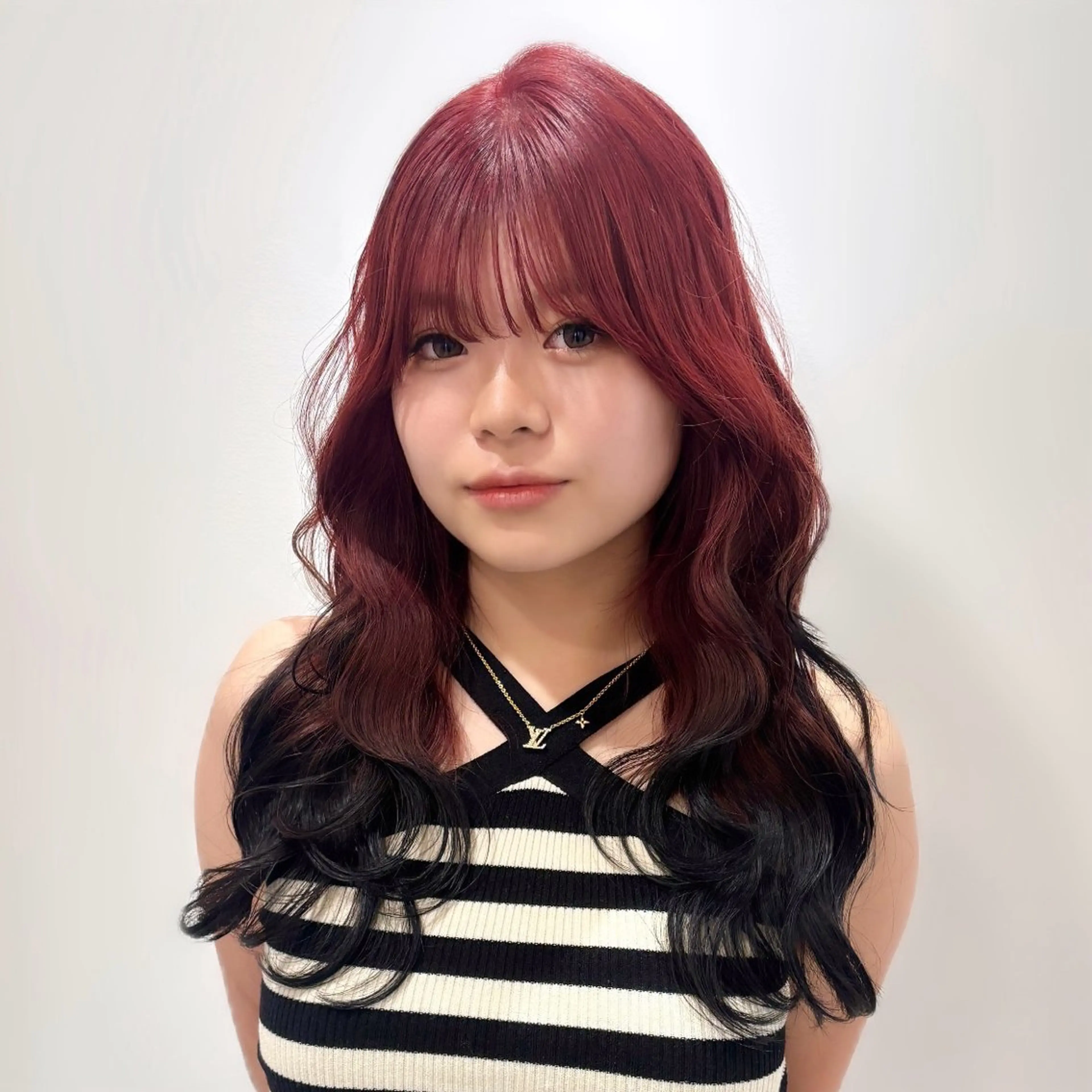 ロング カラー ハイトーン/ウルフ/ レイヤー/Asukaのヘアスタイル