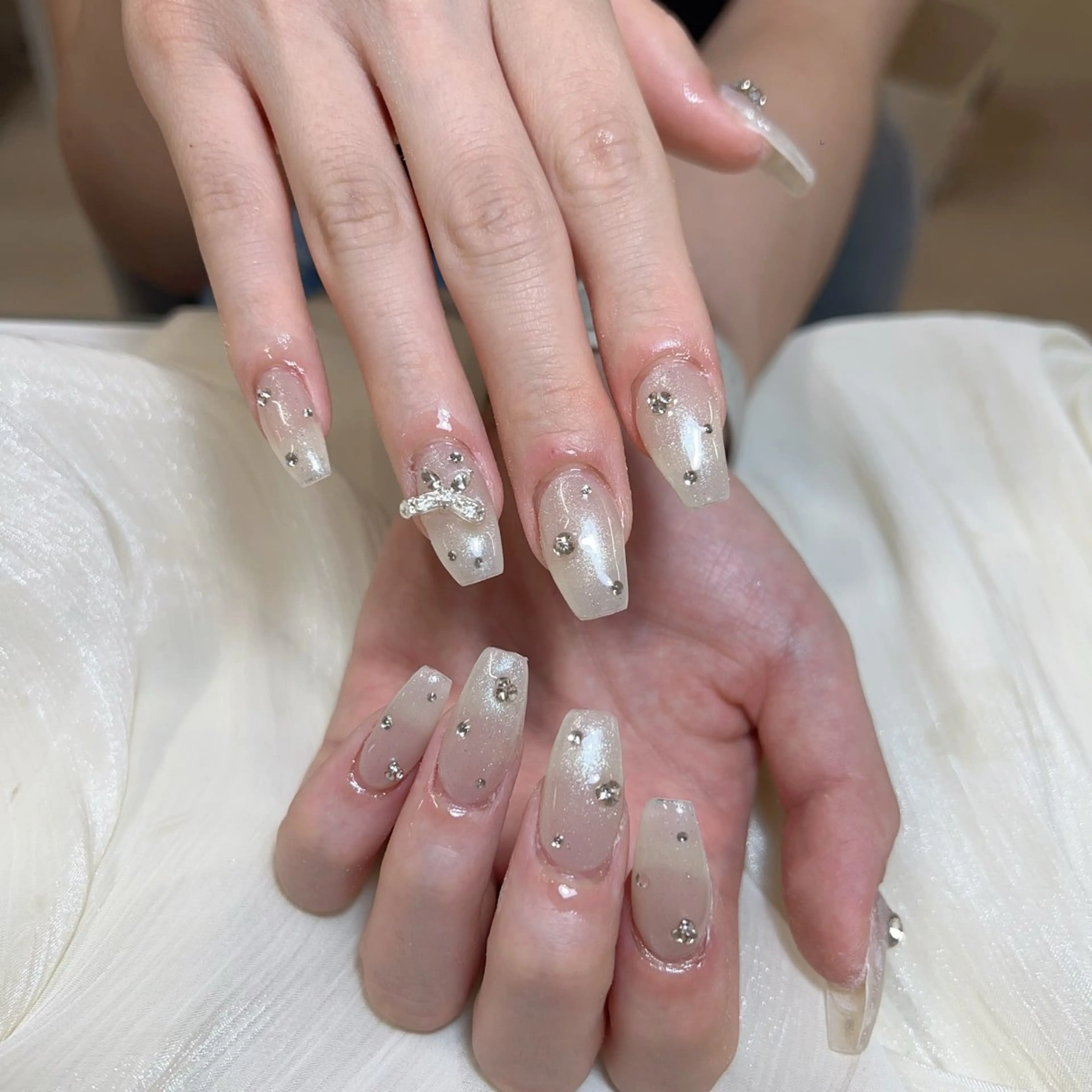 ネイル ハンドネイル 🎀nana🫧 ワンホンネイル🎀のネイルデザイン