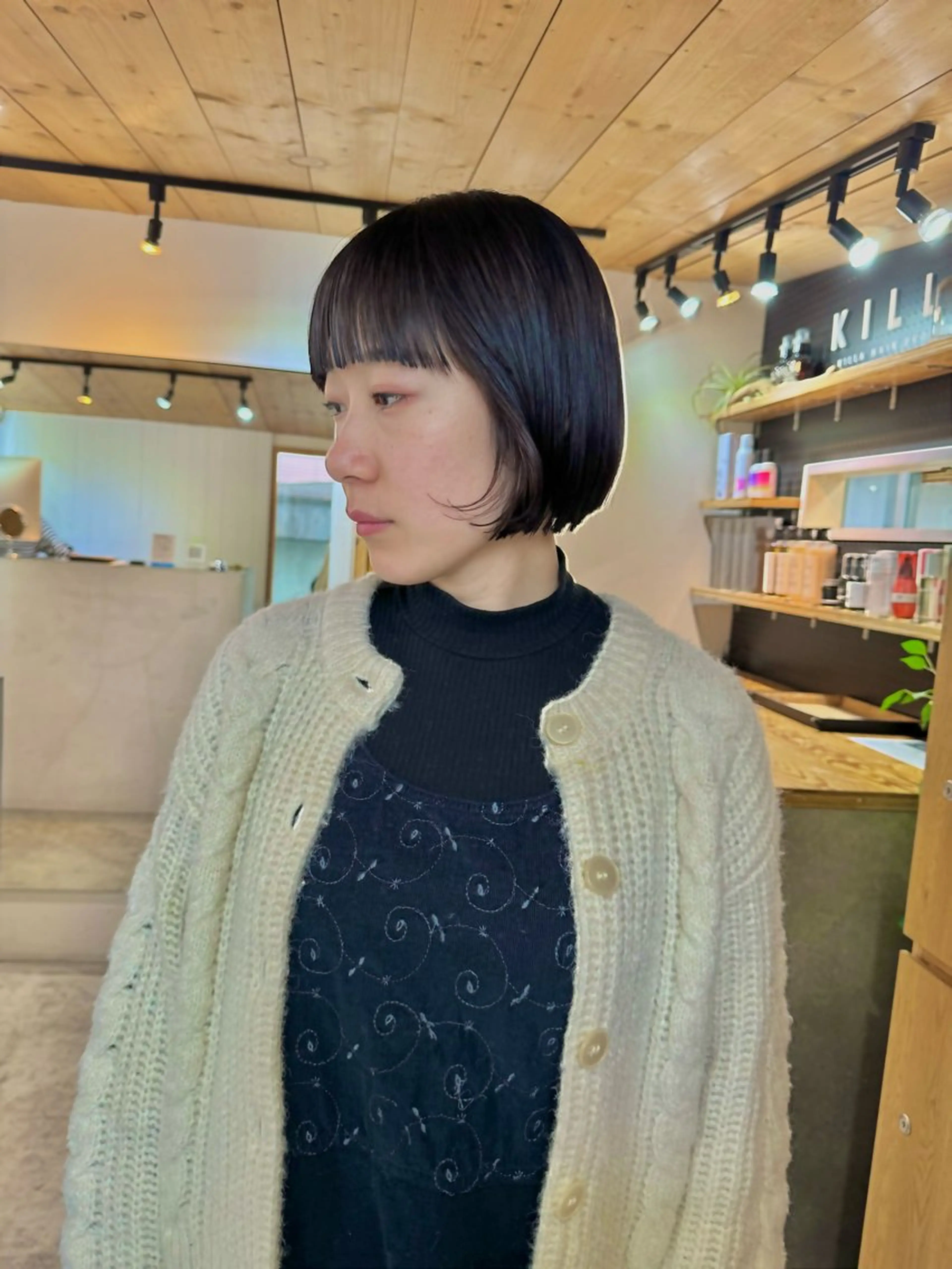 ミディアム カラー バレイヤージュ ブリーチ ブロンド ケアブリーチ 透明感カラー Rico / bob/グレージュのヘアスタイル