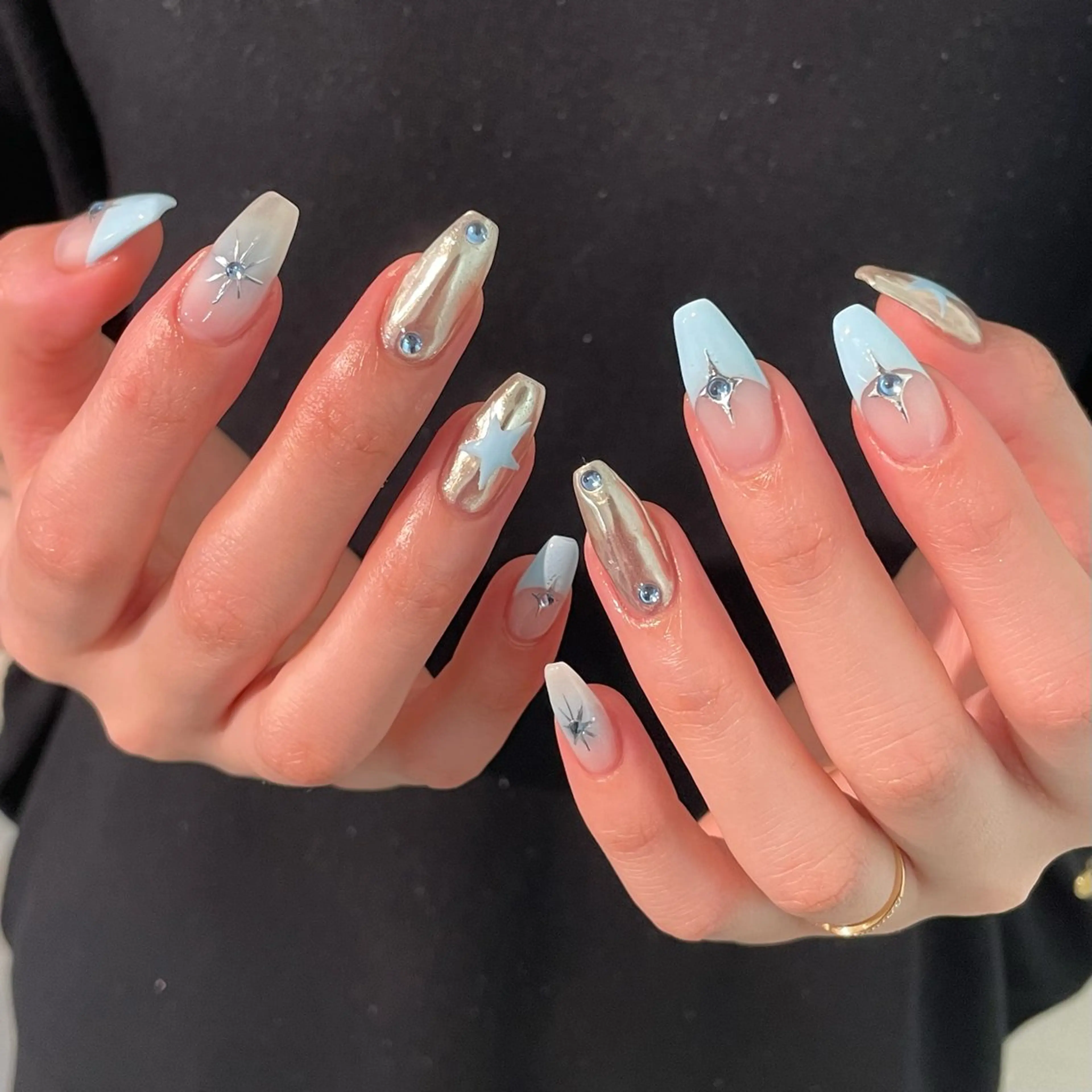 ネイル フラワーネイル フレンチネイル ジェルネイル ガーリー ハート nailist. sayaのネイルデザイン