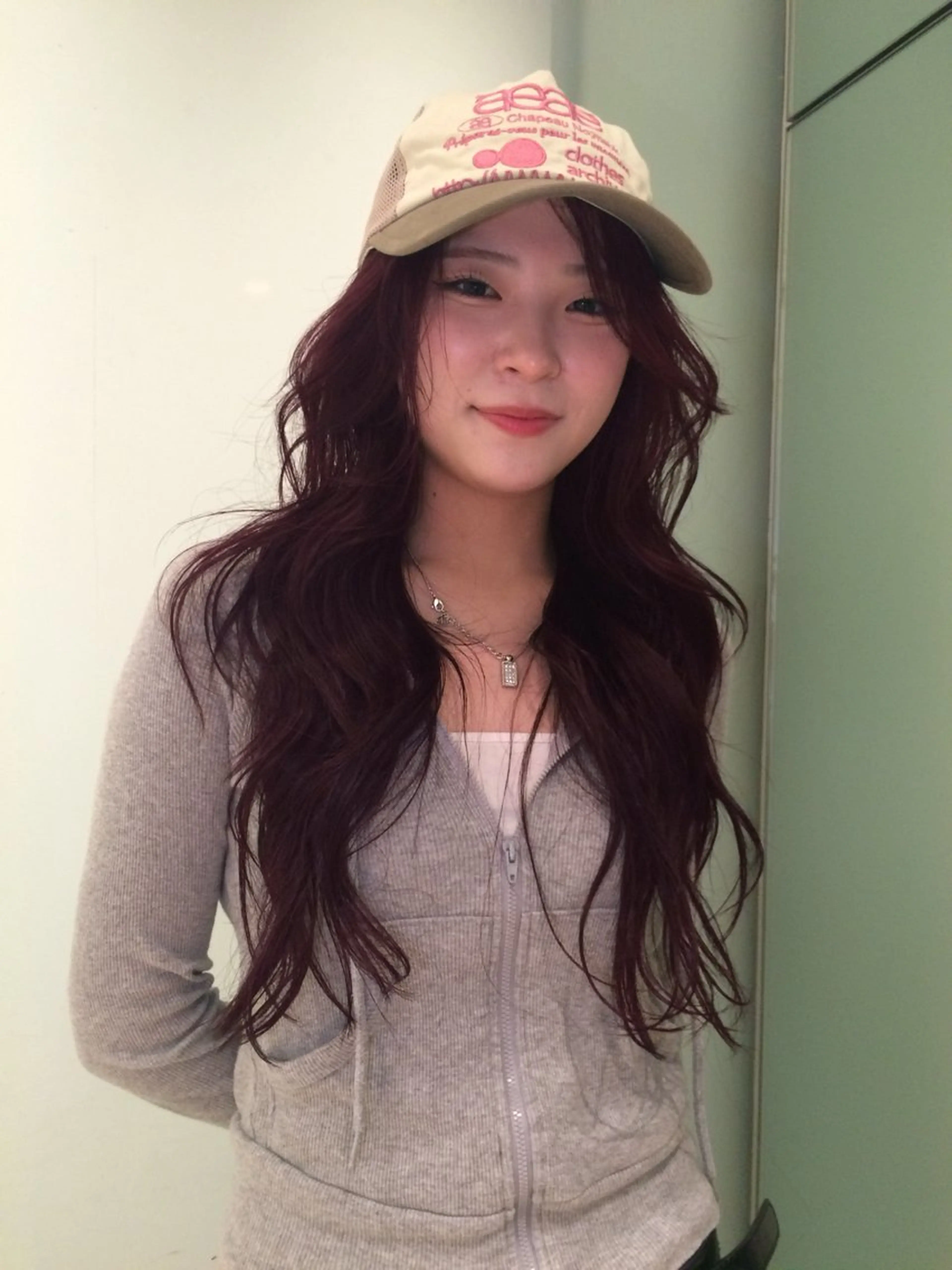 ロング 大久保 桃夏のヘアスタイル