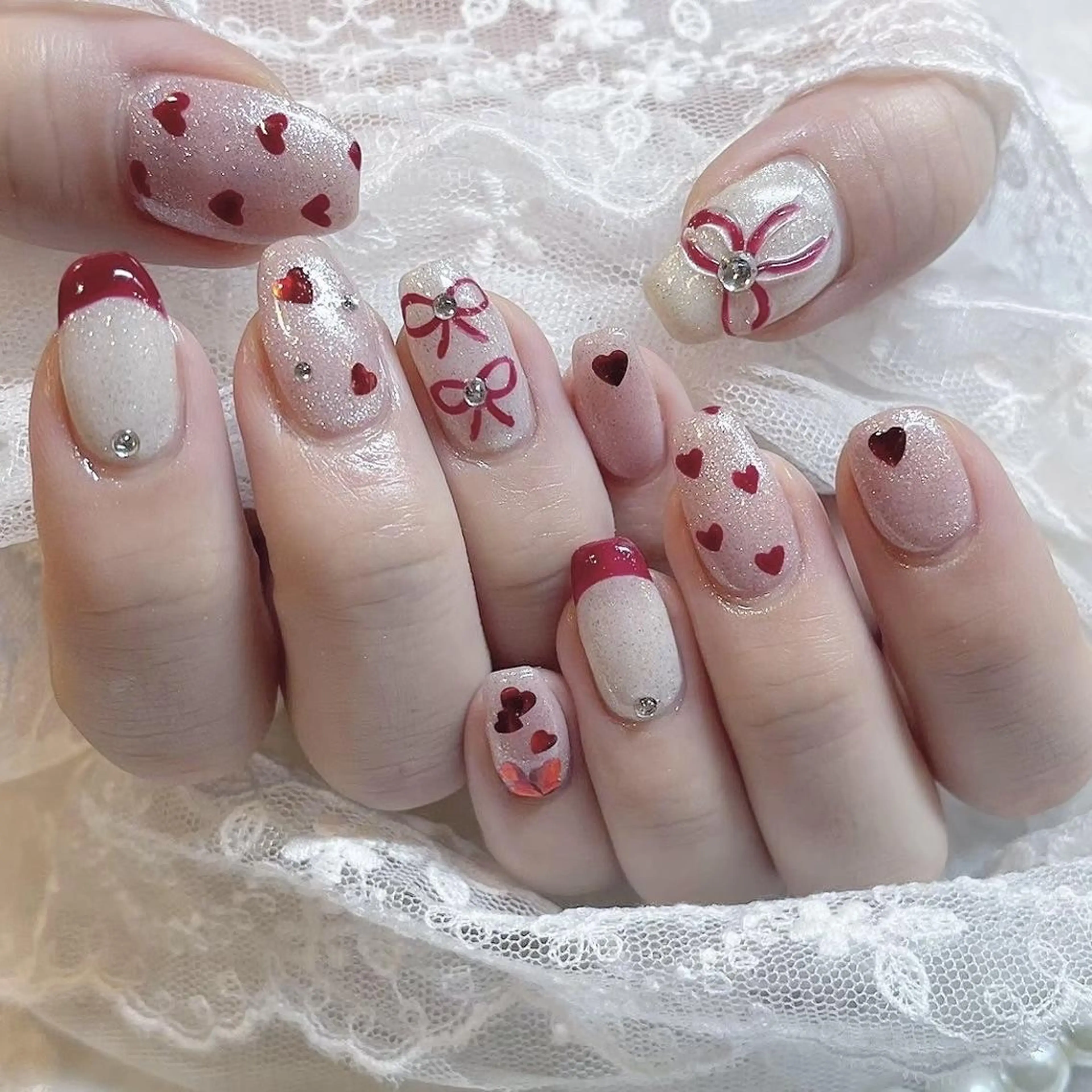 ネイル ジェルネイル ハート 韓国ネイル 持ち込み ワンカラーネイル ハンドネイル fiore nail 🦋のネイルデザイン