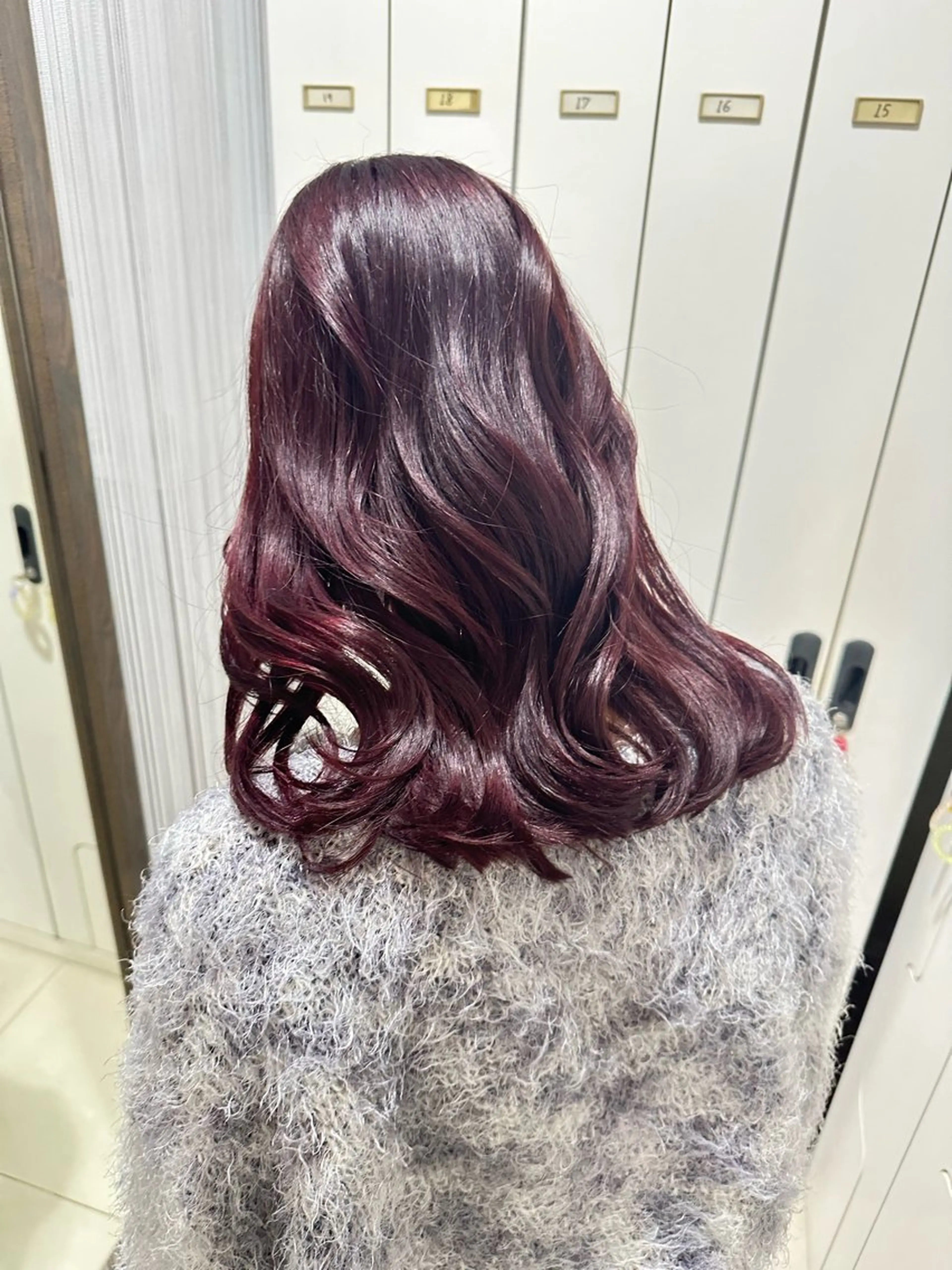 ロング カラー ピンクカラー 艶カラー/縮毛矯正/ ブリーチカラー/みなのヘアスタイル