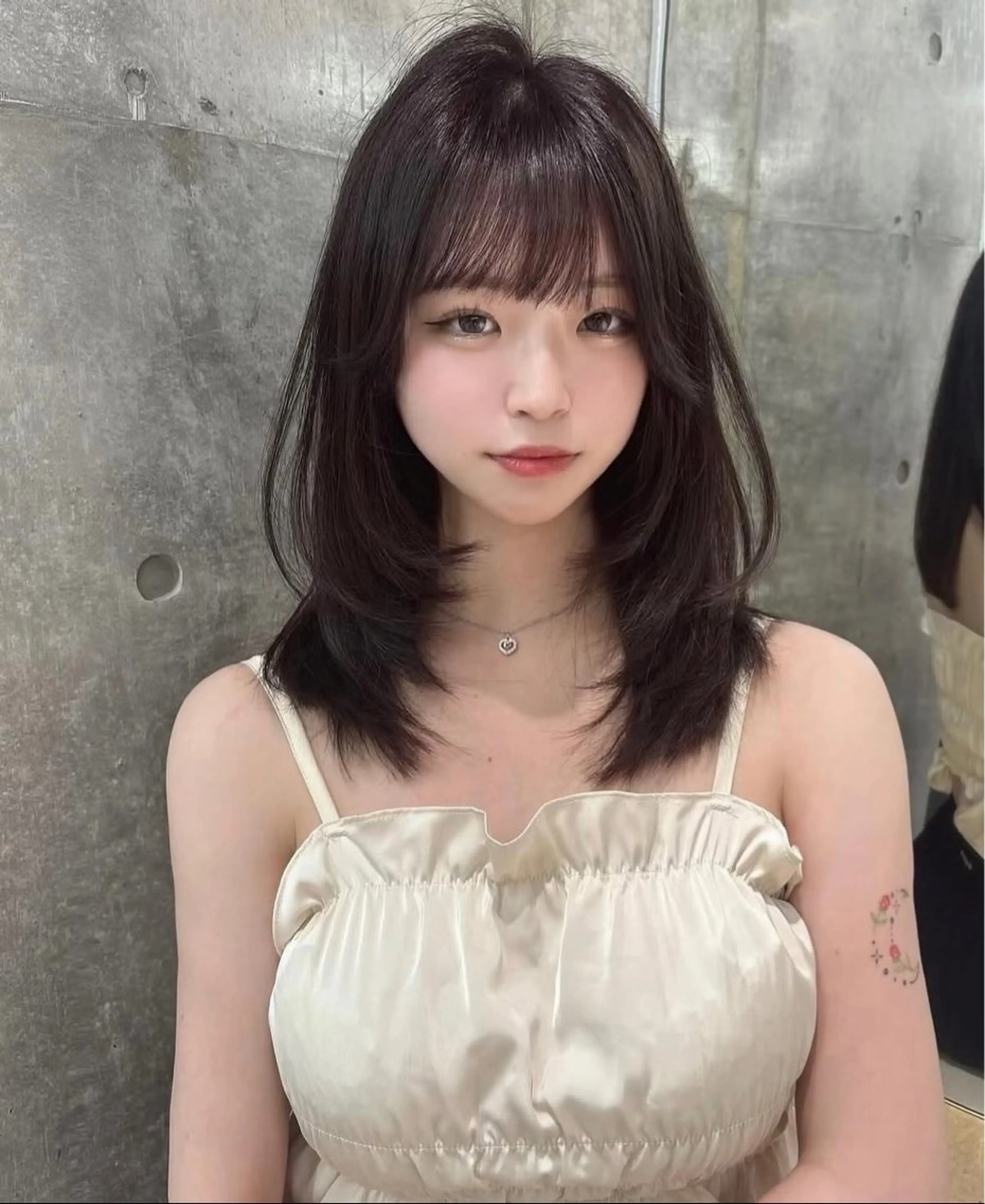 ミディアム カラー ヘアカラー 髪質改善×韓国ヘアサロン　Role 博多【ロール】所属・🤍韓国ワンホンヘア ayaha🤍のヘアスタイル