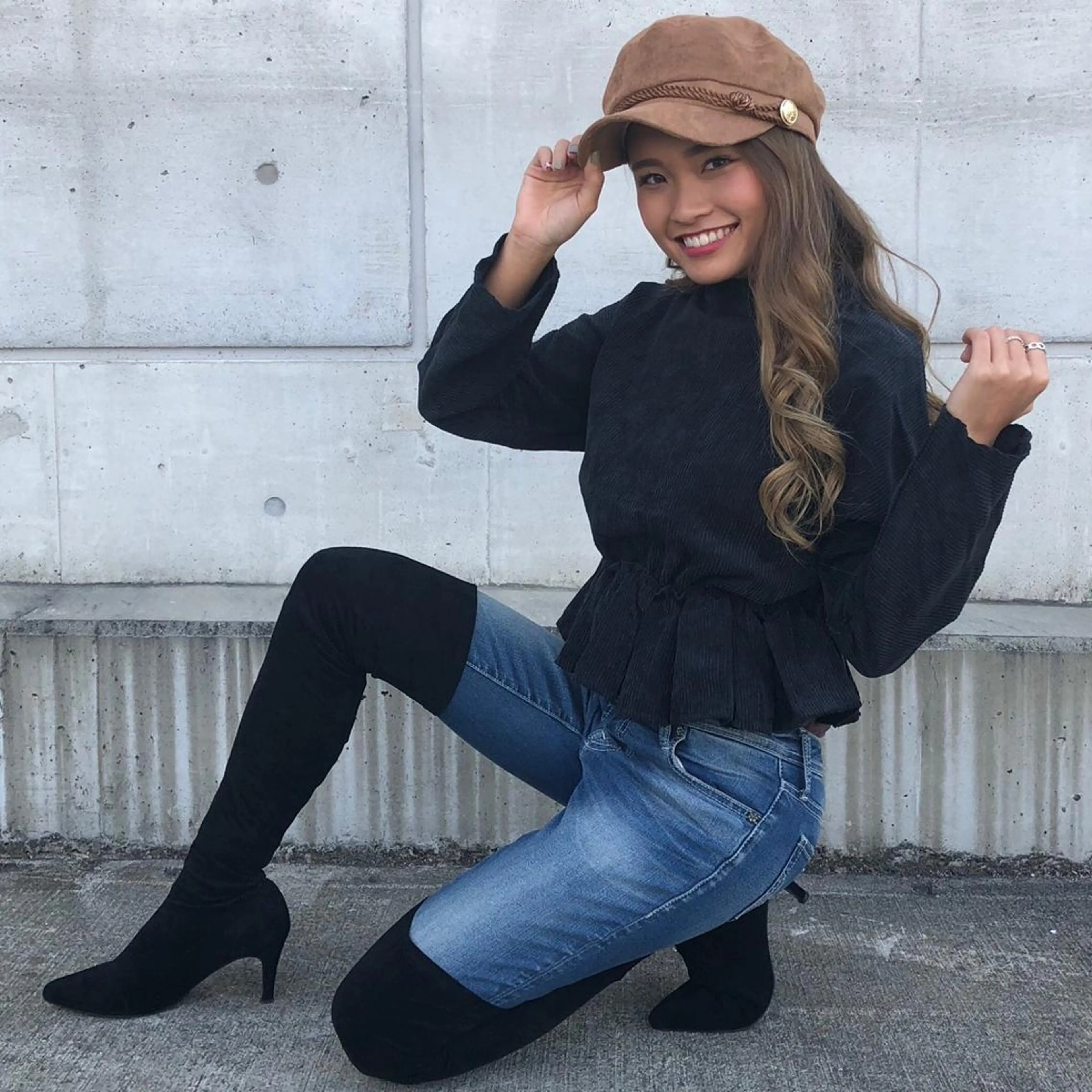 ロング カラー パーマ ヘアアレンジ Device ディバイスのヘアスタイル