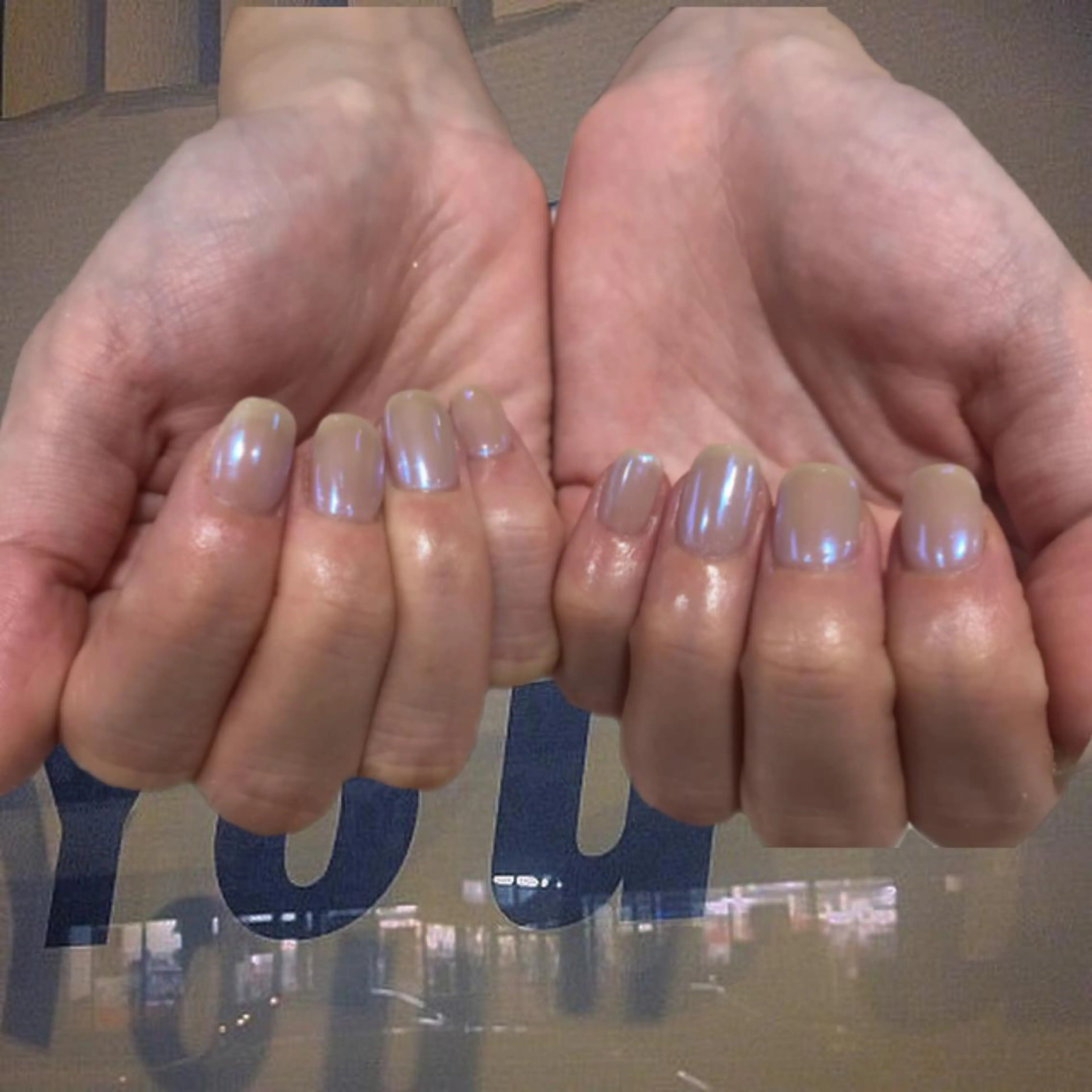 ネイル オーロラネイル ワンカラーネイル ハンドネイル sharesalon    room59所属・nozomi 🌙のネイルデザイン