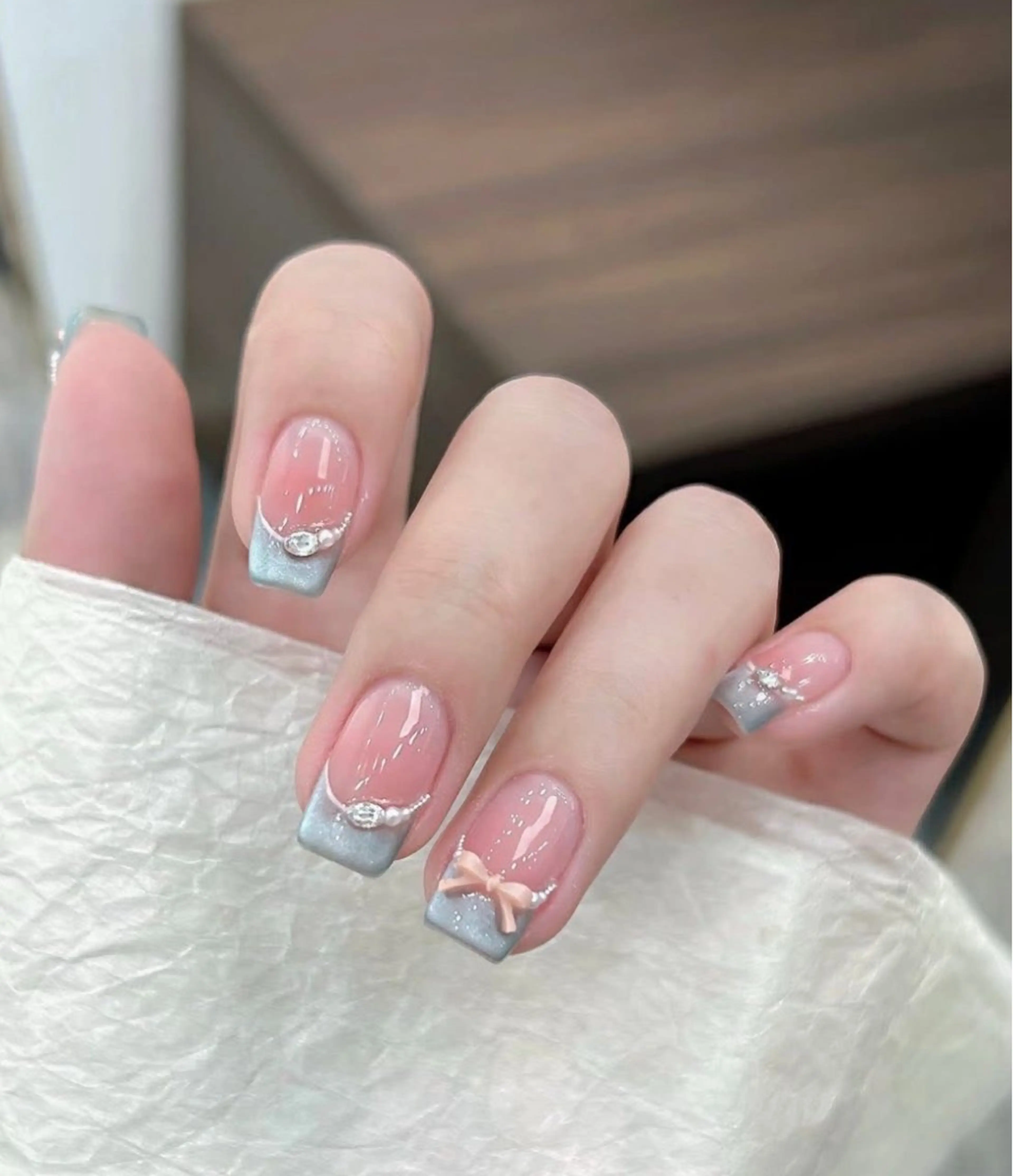 ネイル ハンドネイル Tini ANA.CHUOのネイルデザイン