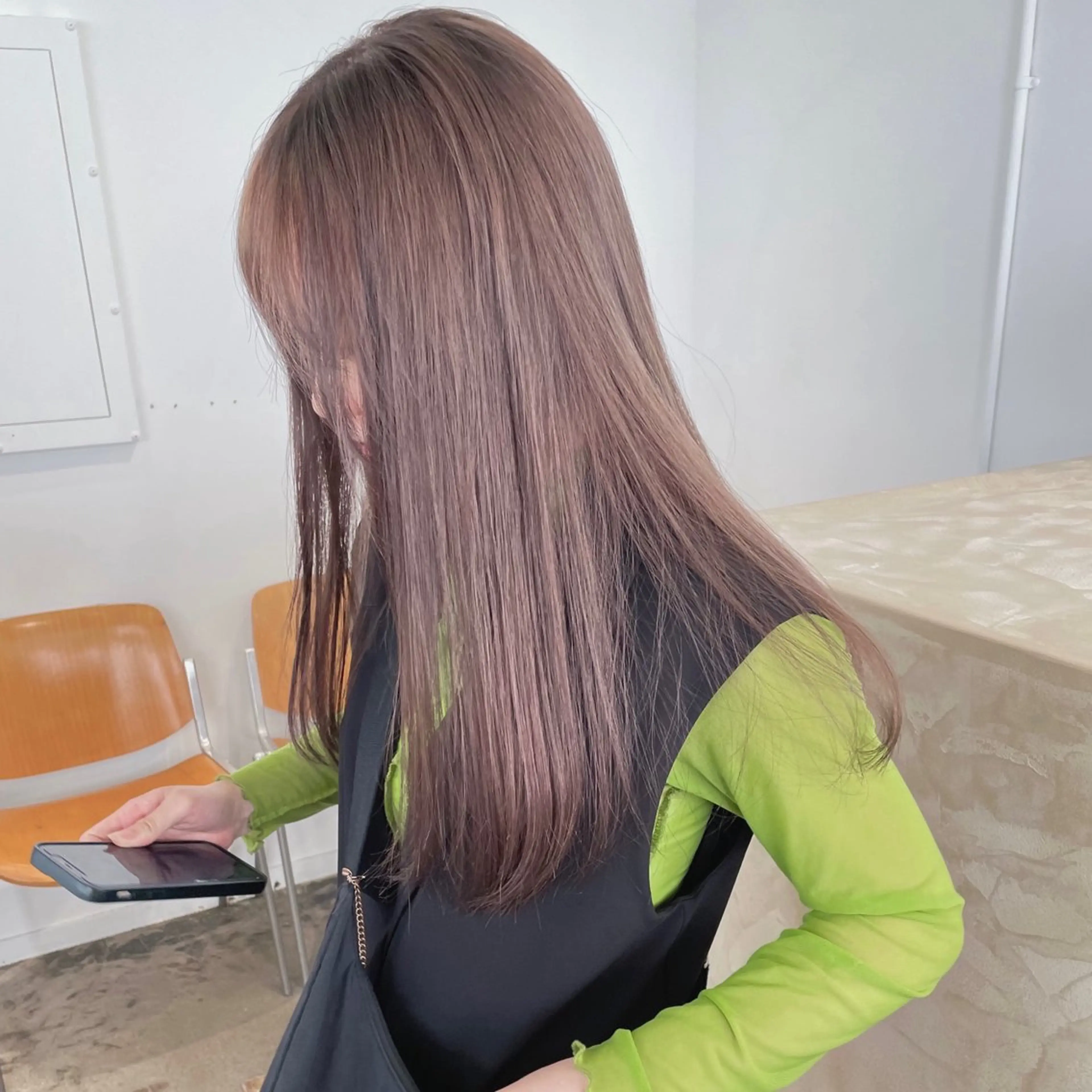 ロング カラー ベージュカラー ブリーチ ブラウンカラー ブラウンベージュ ケアブリーチ Belle BIANCA所属・スギヤマ ショウゴのヘアスタイル