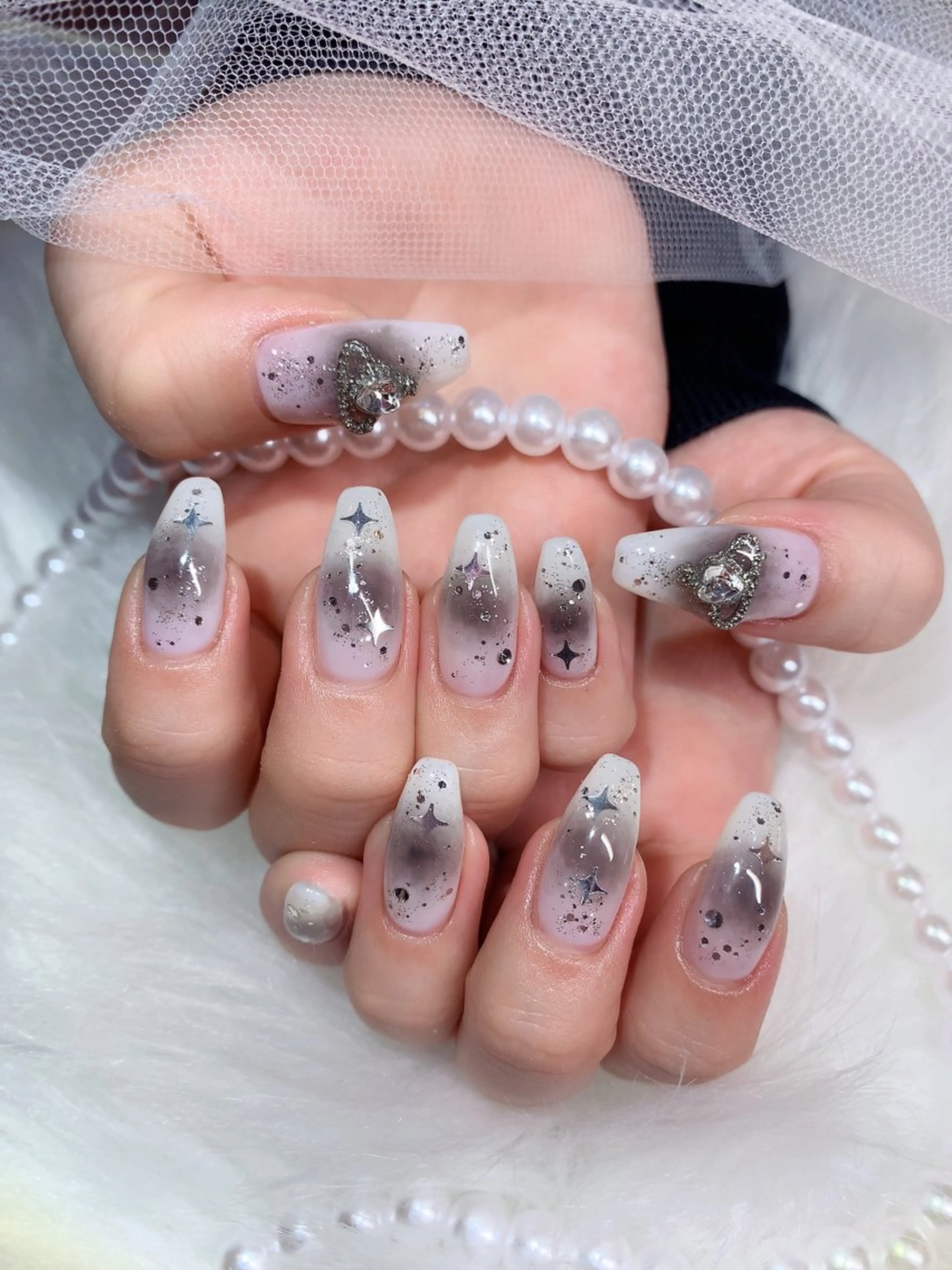 ネイル アートネイル チークネイル ホログラムネイル キラキラネイル 韓国ネイル シェアサロンLei.g(レイジー)所属・3Dアートネイル💗 都築レナのネイルデザイン