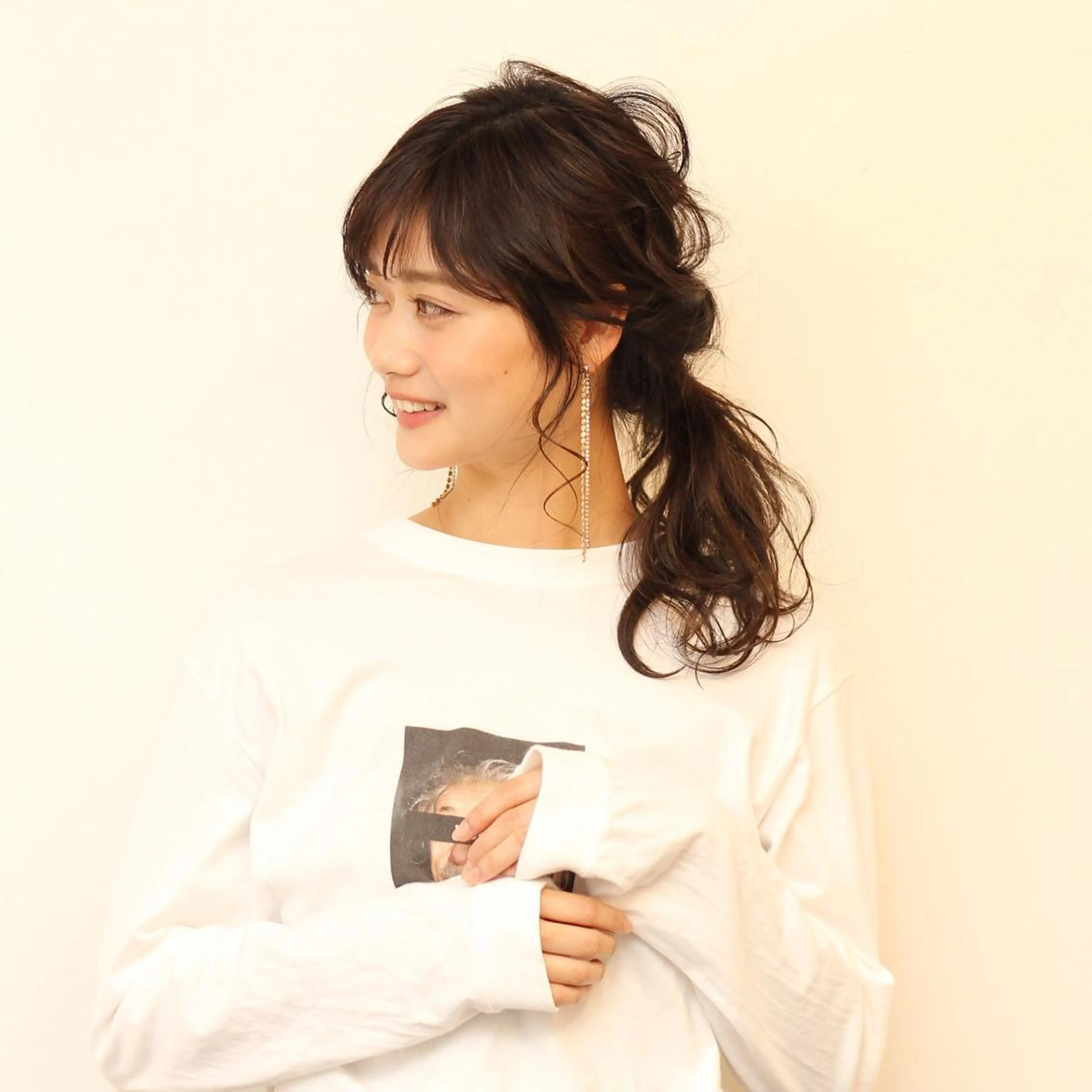 セミロング カラー ヘアアレンジ ポニーテール 簡単アレンジ レイヤーカット カット ヘアカラー h a k u 大倉 卓人のヘアスタイル