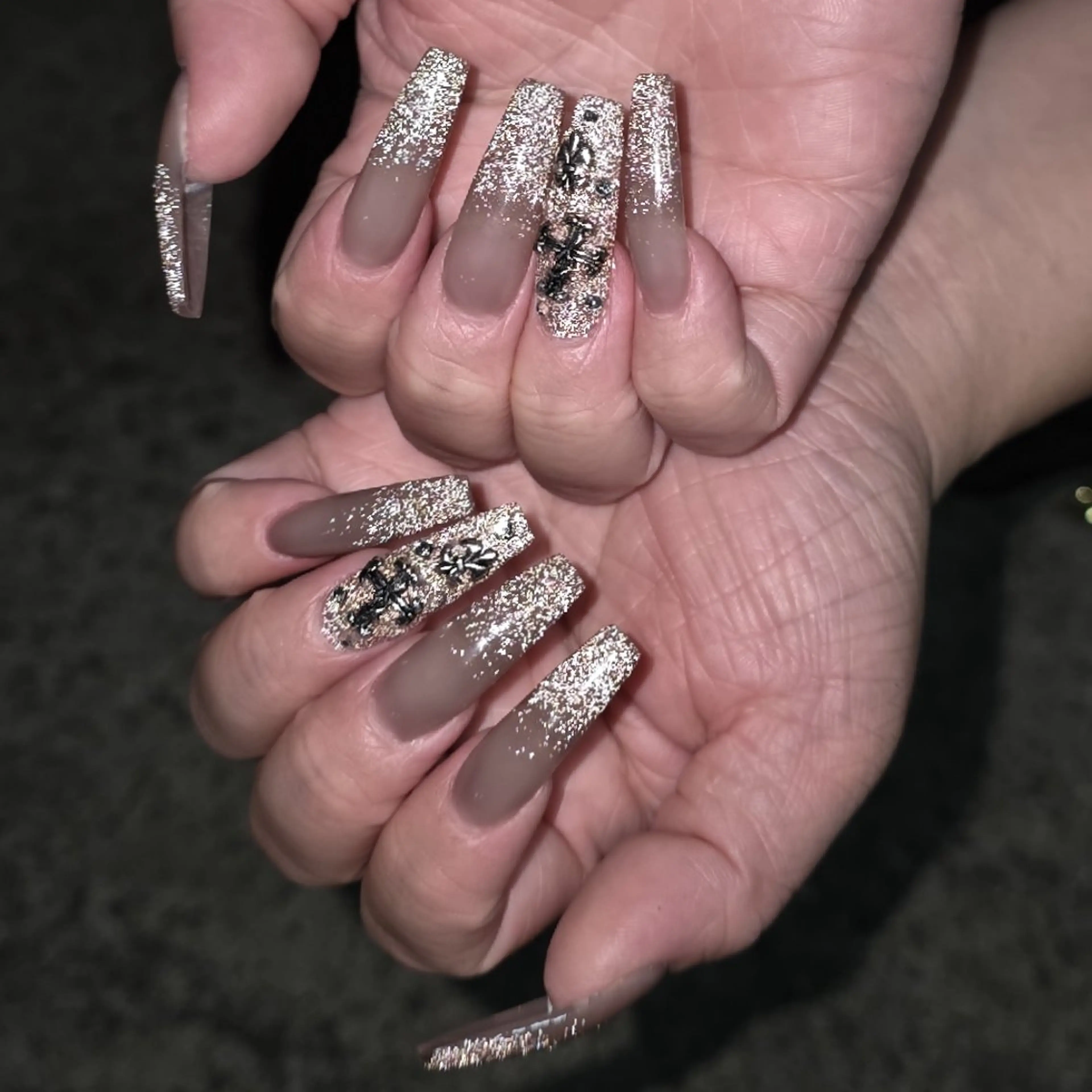 ネイル フラッシュネイル グラデーション nailsalon glow sayaのネイルデザイン