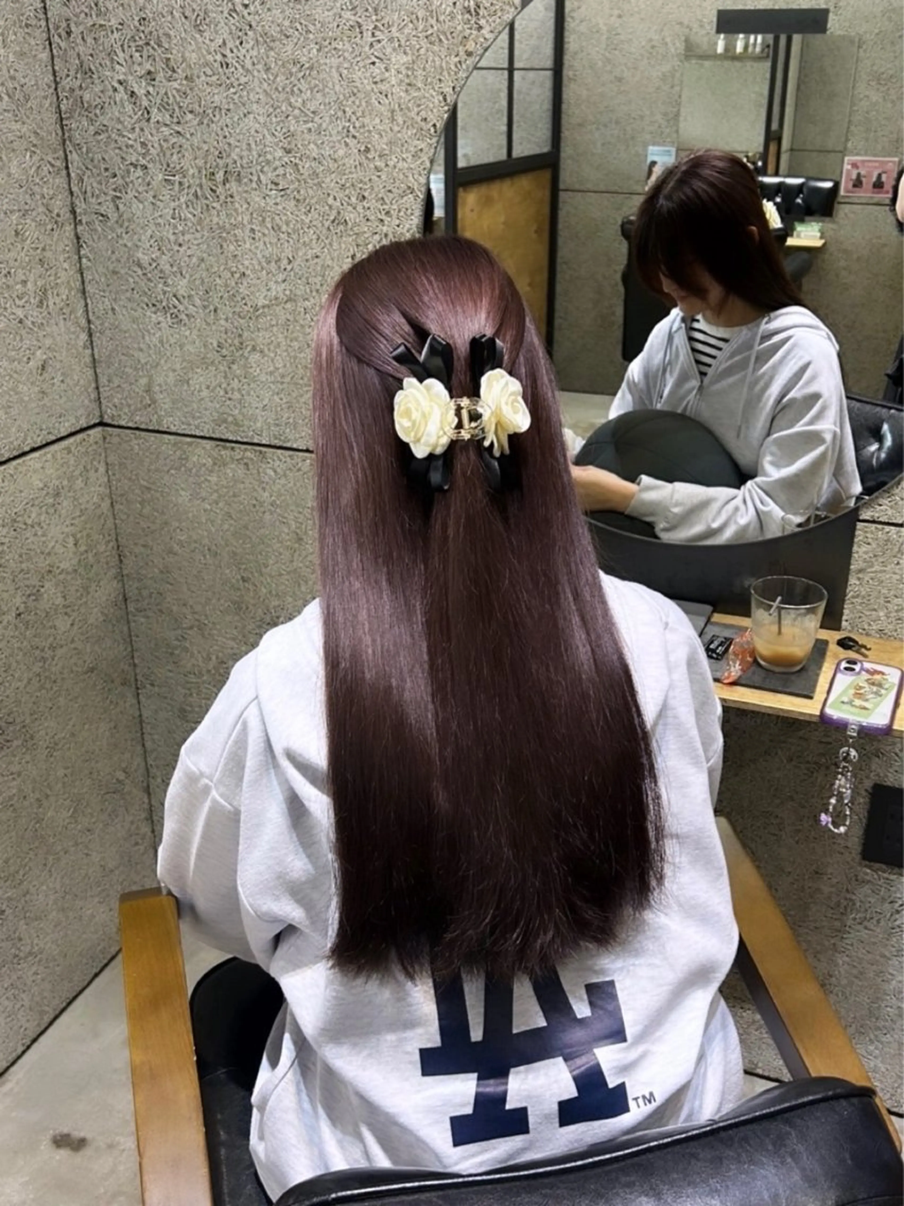 ロング カラー linda tela所属・ジャニオタ美容師🤍 yuiのヘアスタイル